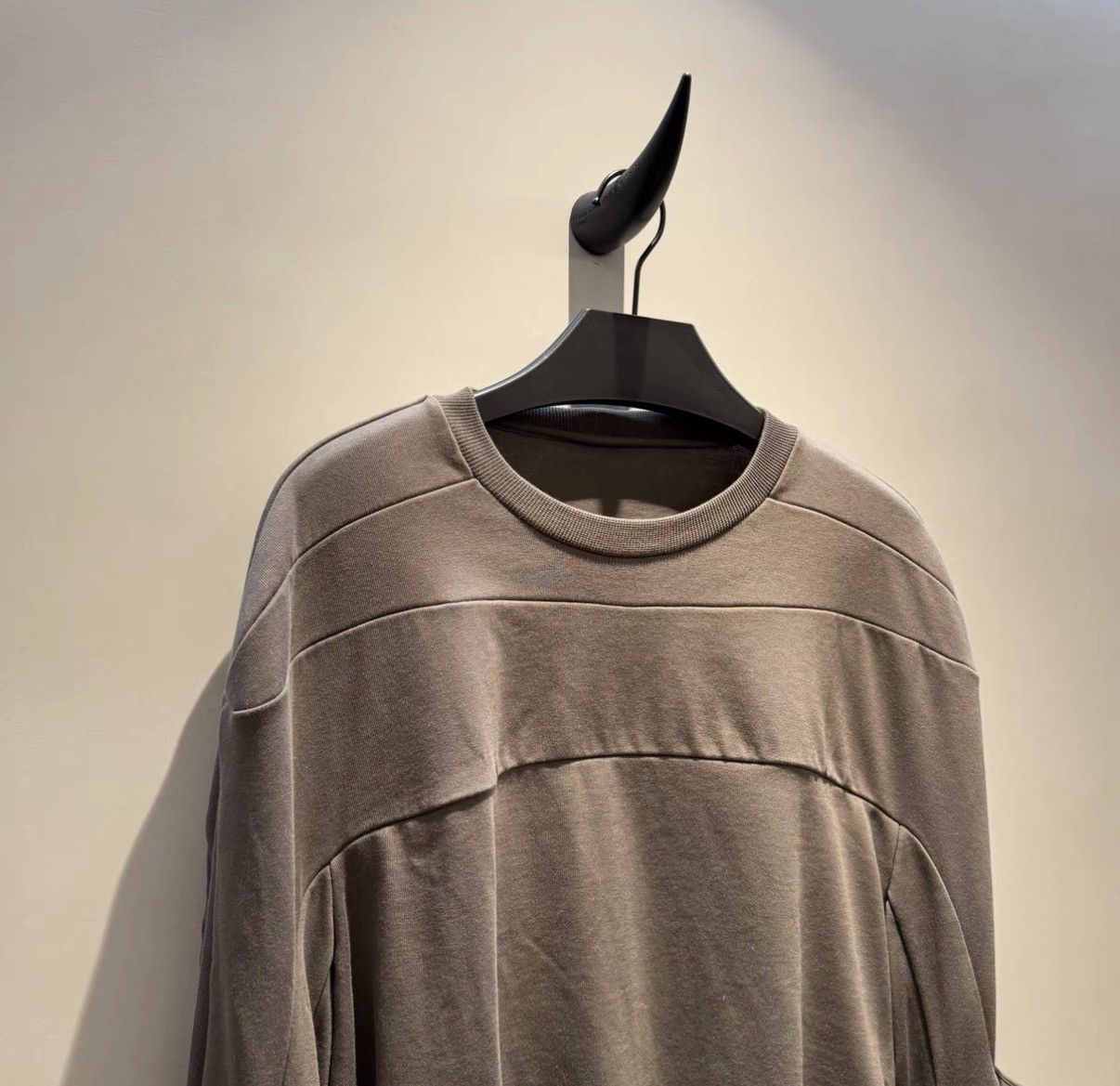 Rick Owens Rick Owens 2022 Main Line Cotton Armor Sweatshirt Size US XL / EU 56 / 4 - 2 Thumbnail