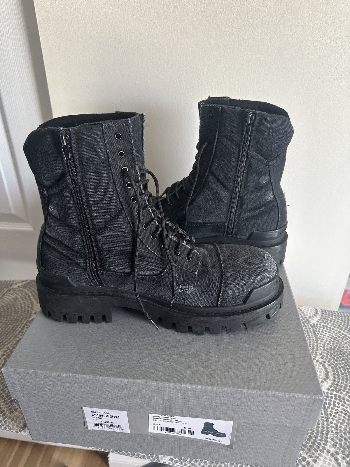 Balenciaga Balenciaga Black Combat Canvas Strike Boots Size US 12 / EU 45 - 1 Thumbnail