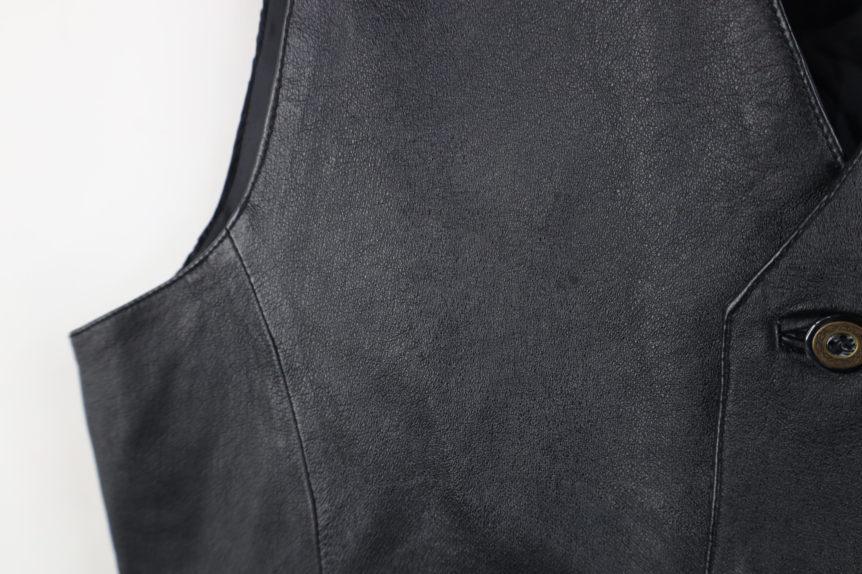 Vintage Vintage 90s Streetwear Button Leather Suit Vest Jacket Black Size US XL / EU 56 / 4 - 5 Thumbnail