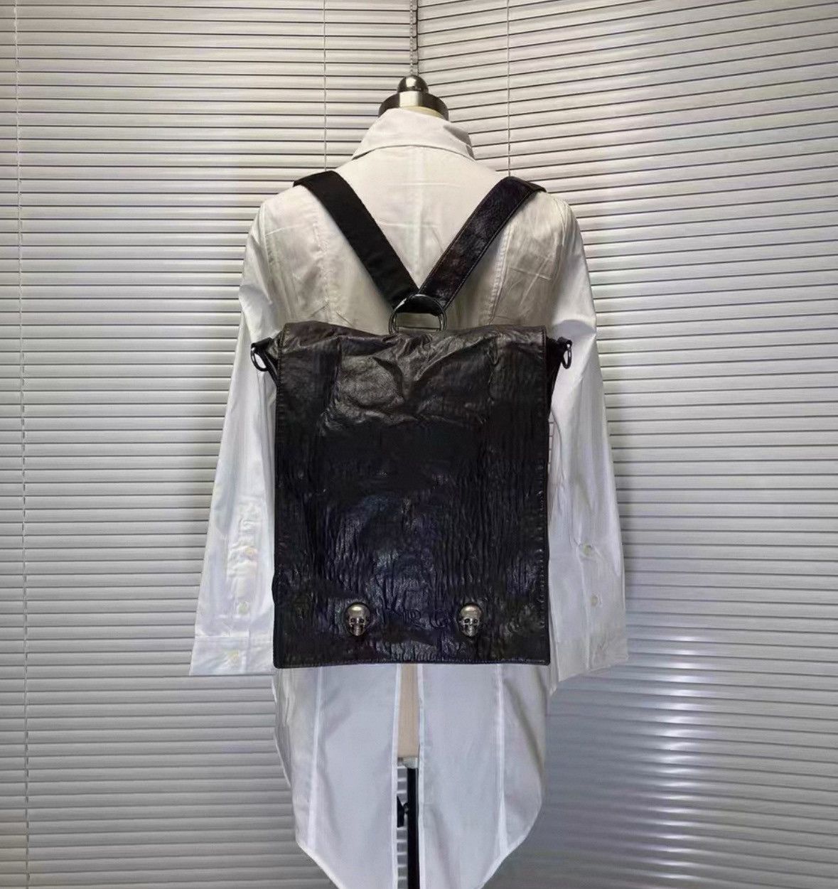 Jean Paul Gaultier Metal Skulls Cross Body Bag-2505 Size ONE SIZE - 4 Thumbnail