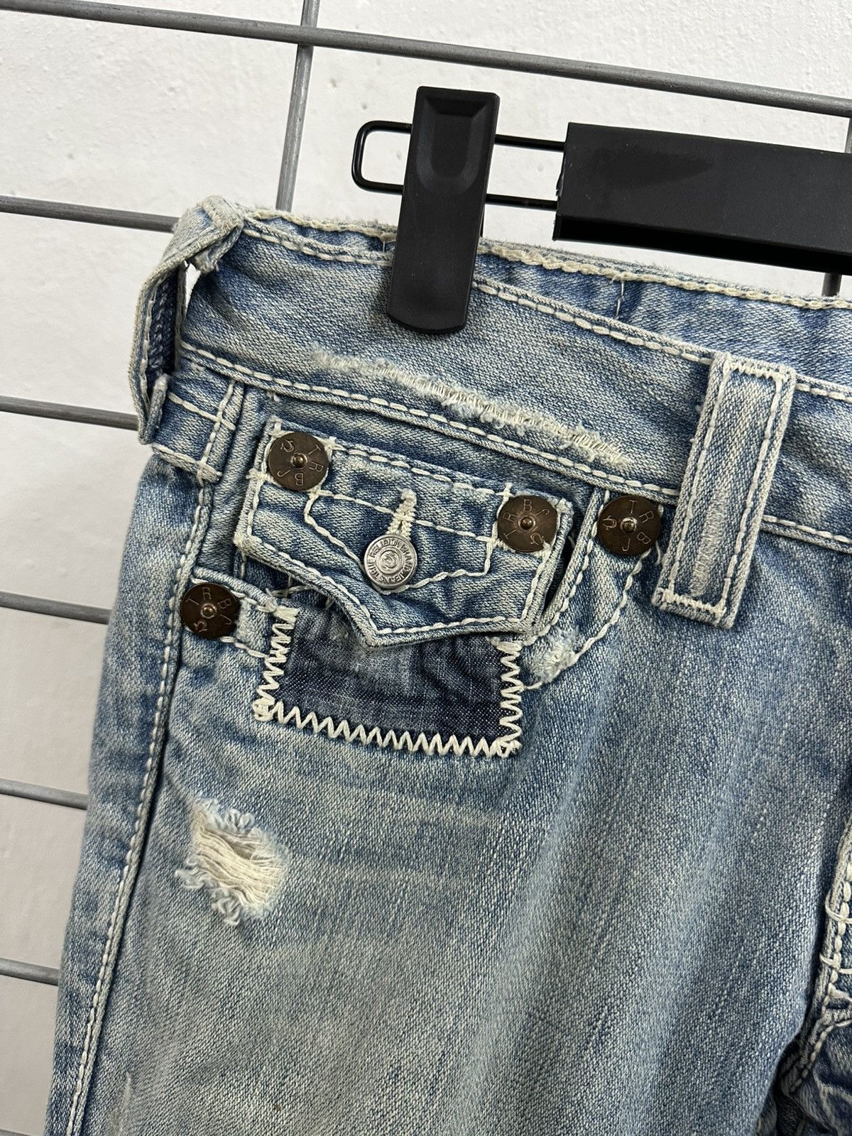 True Religion Rare And Beautiful True Religion Patch Work Flared Jeans Size 26" / US 2 / IT 38 - 8 Thumbnail