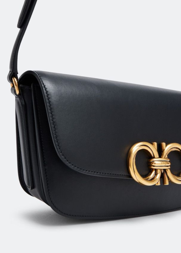 Salvatore Ferragamo o1s1rm1224 Size: OS / Crossbody Bag in Black Size ONE SIZE - 3 Thumbnail
