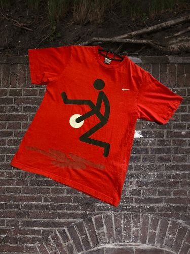 Nike × Vintage Vintage Rare 90s Nike Swoosh Man tee Size US M / EU 48-50 / 2 - 1 Thumbnail
