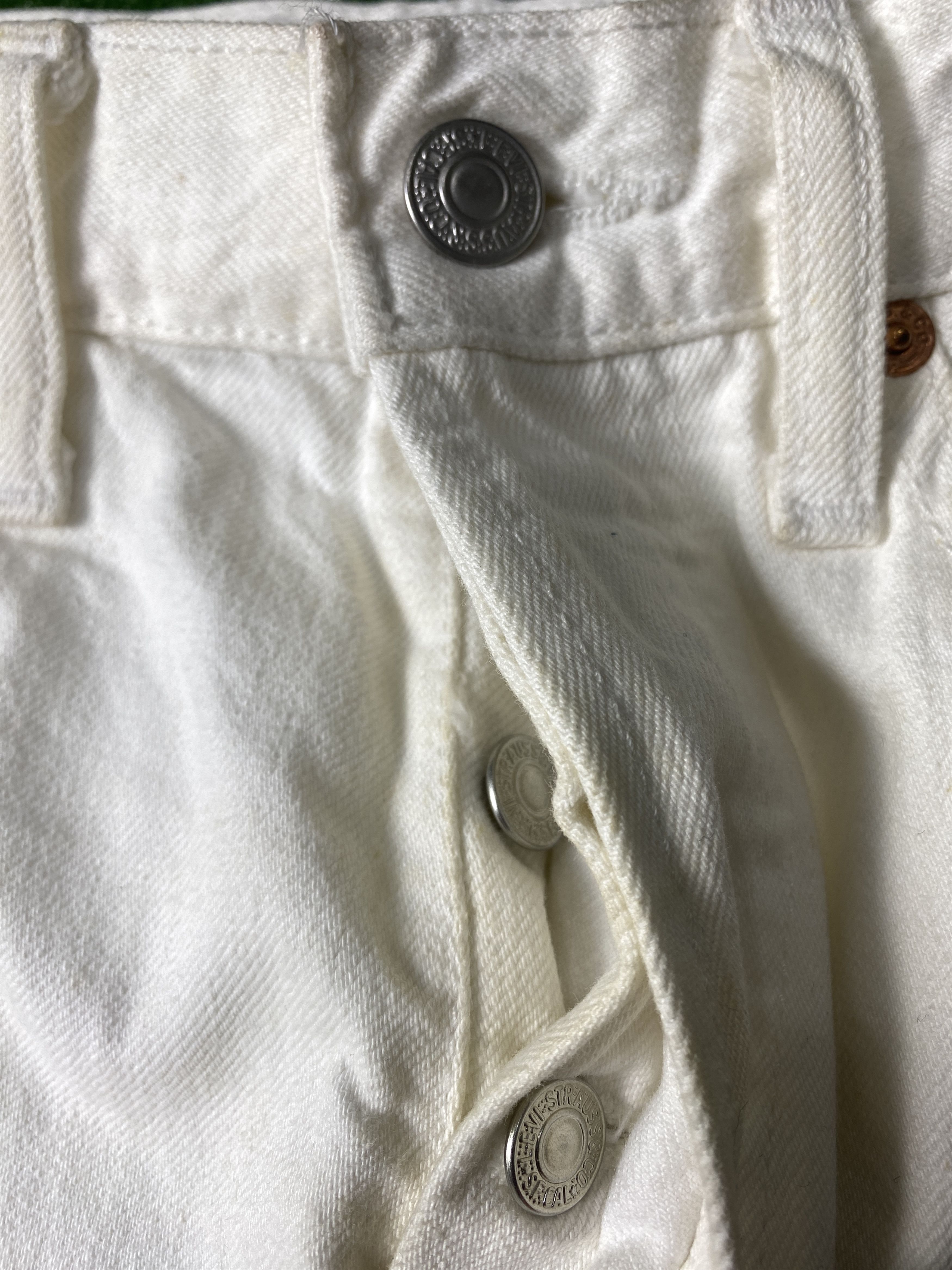 Levi's Vintage Levi's 501 Straight Cut White Jeans CP0062 Size US 32 / EU 48 - 4 Thumbnail