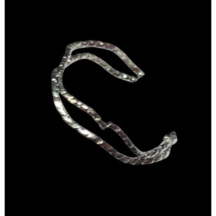 Other Minimalist Silver Tone Textured Zigzag Rings Set Of 2 Size 5 Size ONE SIZE - 12 Thumbnail