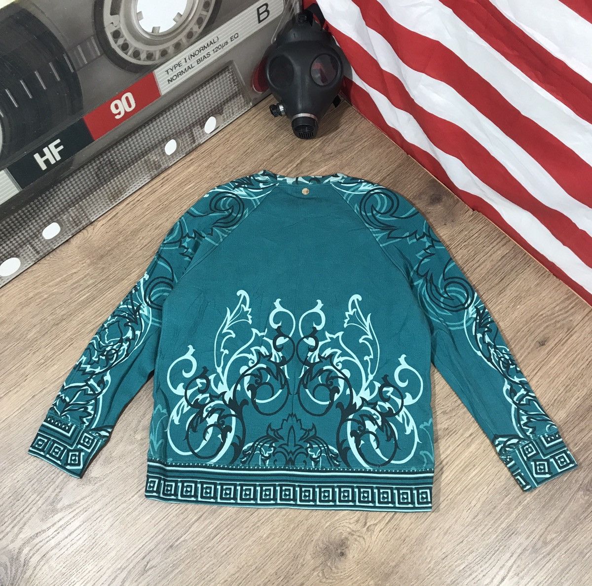 Versace × Versace Jeans Couture × Vintage Gianni Versece Vintage Sweatshirt Size M Size M / US 6-8 / IT 42-44 - 12 Thumbnail
