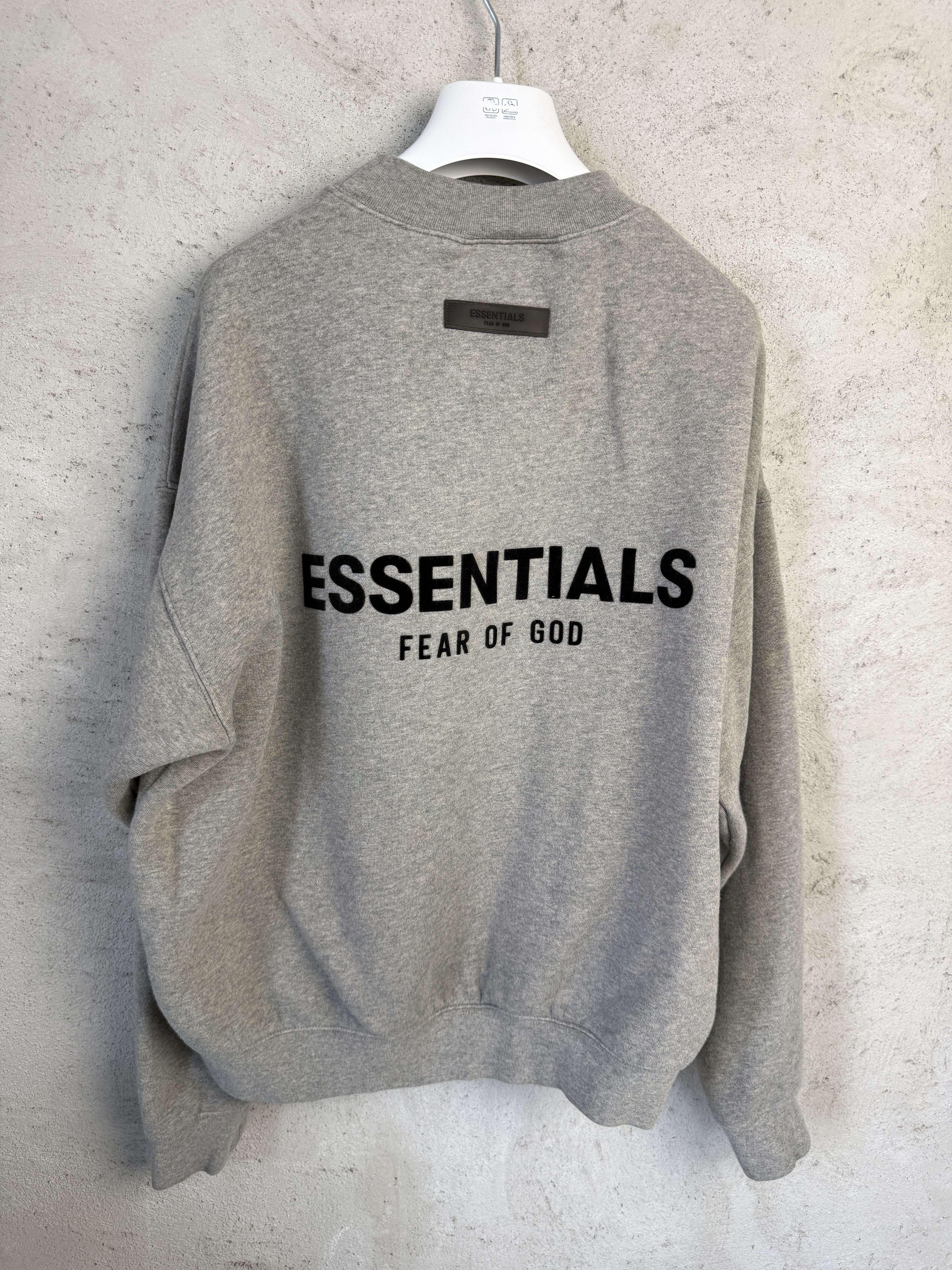 Essentials Essentials Fear of God big logo sweatshirt crewneck Size US XS / EU 42 / 0 - 1 Thumbnail