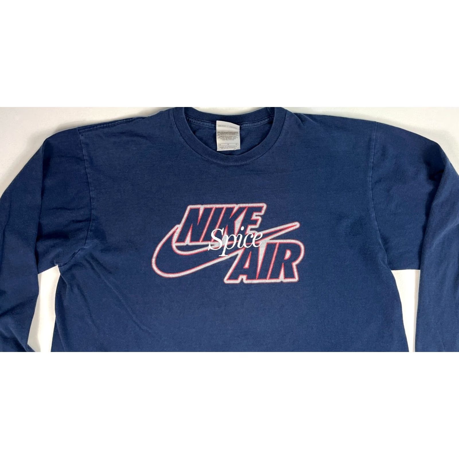 Nike VINTAGE Nike Air Spice Long Sleeve T-Shirt Mens M Navy Cotton Embroidered 90s Spice Size US M / EU 48-50 / 2 - 3 Thumbnail