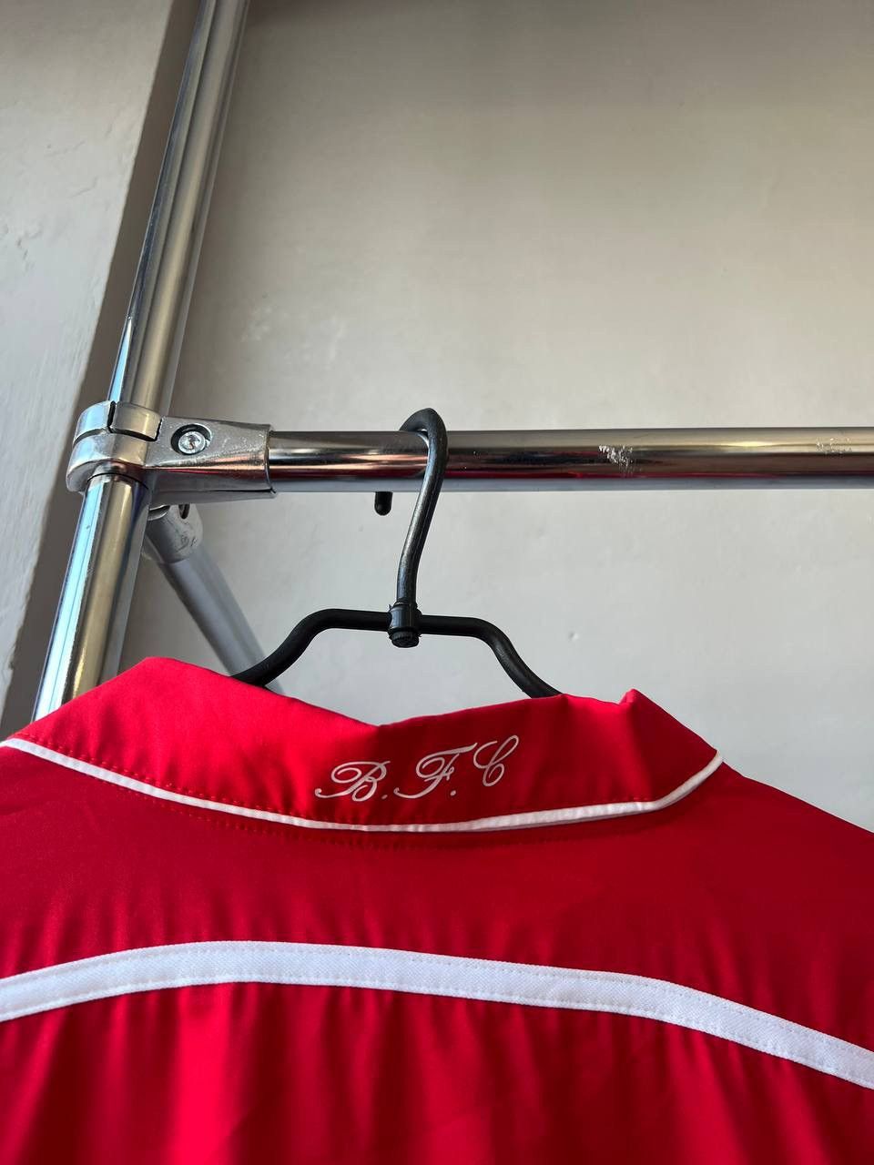 Vintage 2004/5 BARNSLEY FC HOME SOCCER JERSEY FOOTBALL SHIRT KOALA Size US XL / EU 56 / 4 - 10 Thumbnail