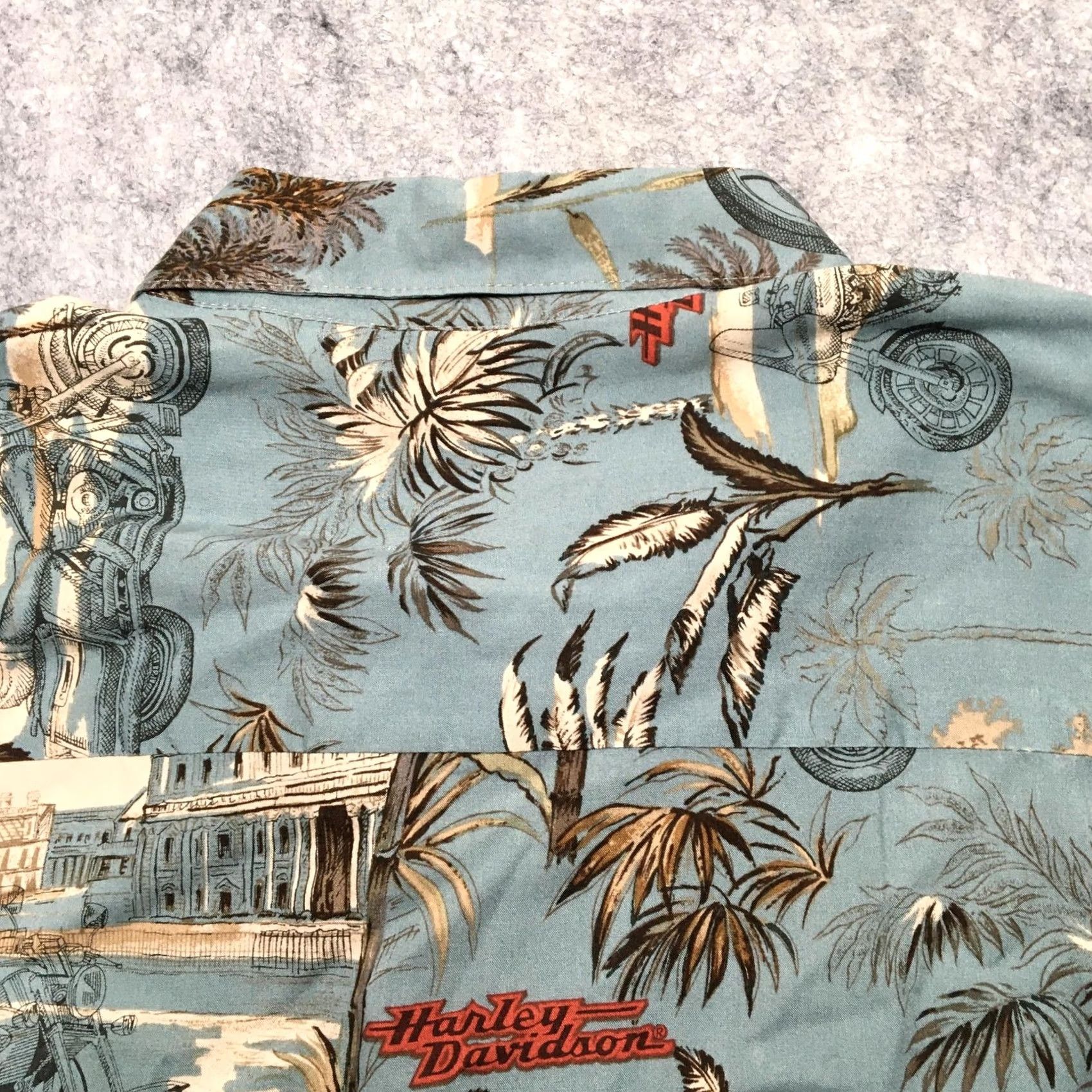 Harley Davidson VINTAGE Harley-Davidson Shirt Mens Large Blue Hawaiian Motorcycle Made USA Size US L / EU 52-54 / 3 - 6 Thumbnail