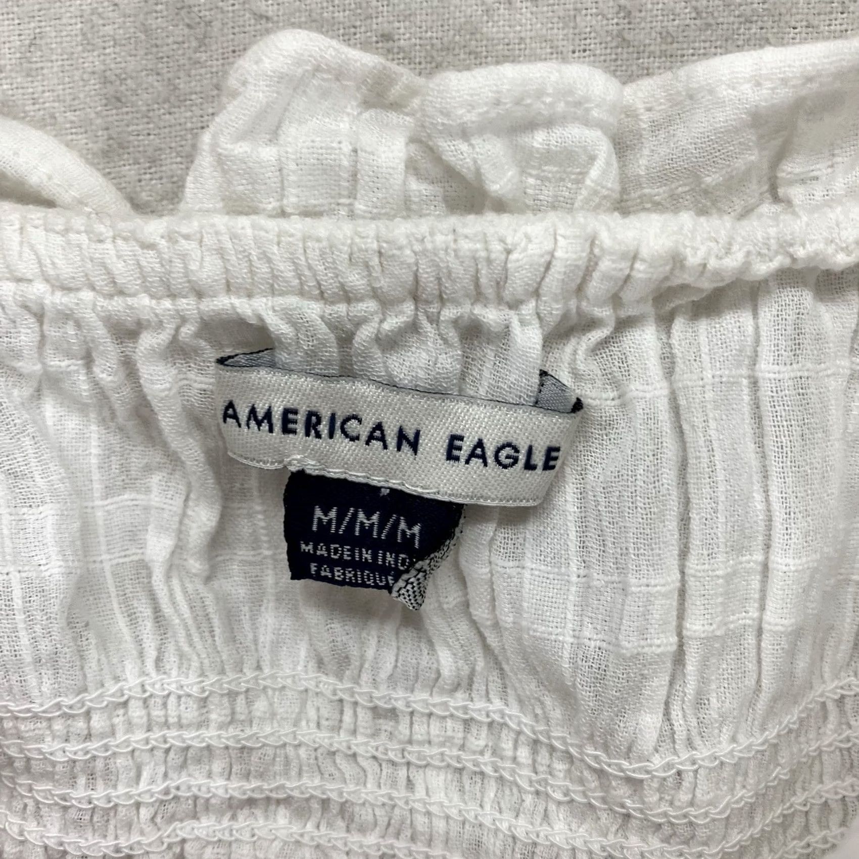 American Eagle Outfitters American Eagle Smocked Crop Top Medium White Ruffle Button Front Tie Strap Maid Size M / US 6-8 / IT 42-44 - 3 Thumbnail