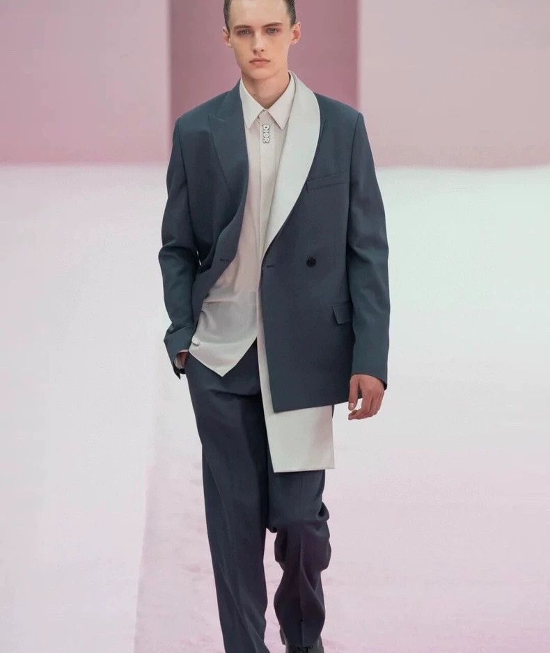Dior Dior Men's catwalk haze blue streamer suit 2502-Nextarrow Size 48R - 4 Thumbnail