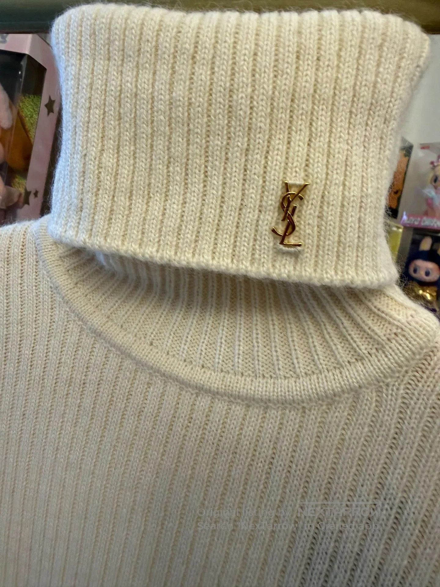 Saint Laurent Paris Saint Laurent YSL Cream Logo Turtleneck Sweater. Size S / US 4 / IT 40 - 3 Thumbnail