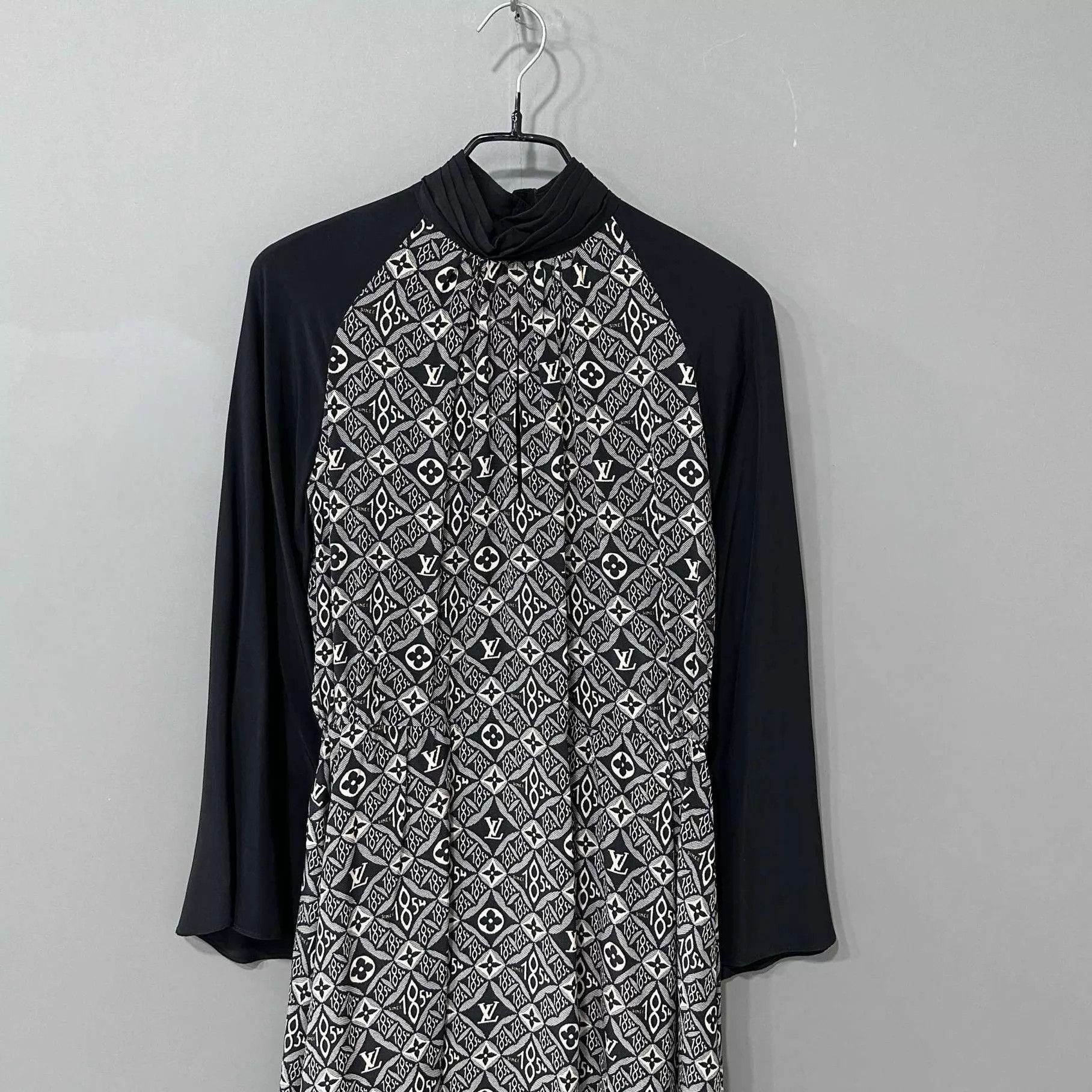 Louis Vuitton LV all over print silk dress new size 38 Size S / US 4 / IT 40 - 2 Thumbnail