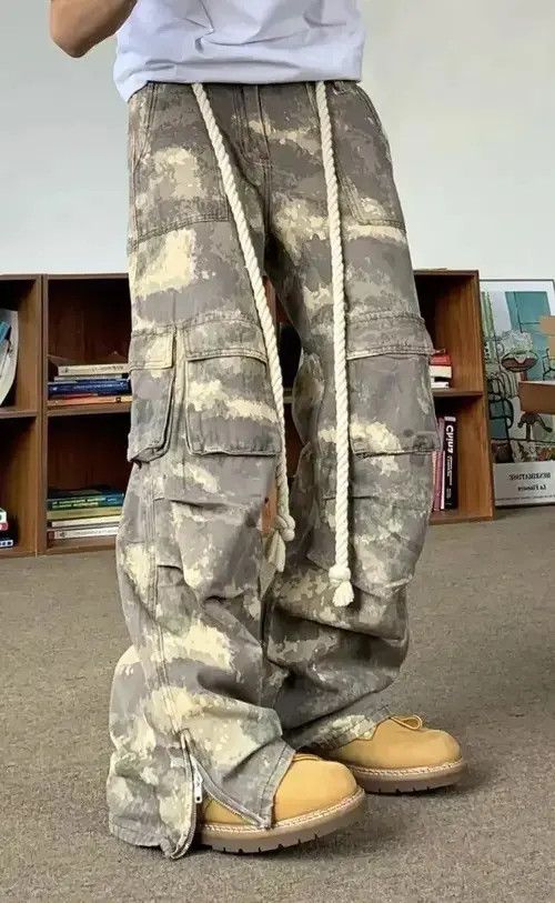 Japanese Brand Oversize Camouflage Cargo Pant Size US 30 / EU 46 - 2 Thumbnail