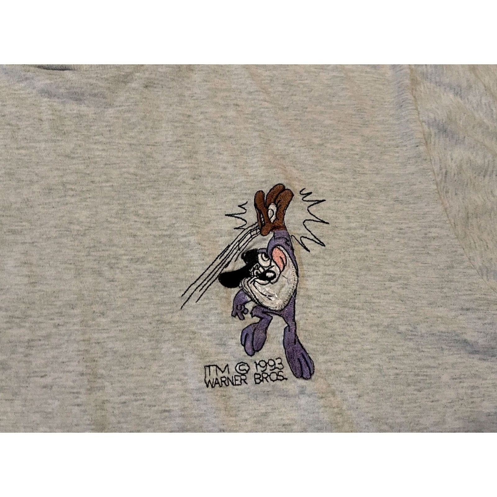 Fruit Of The Loom VINTAGE Looney Warner Brothers Tiny Toons Dizzy Devil Baseball T-Shirt 1993 Adult L Gray Size US L / EU 52-54 / 3 - 2 Thumbnail