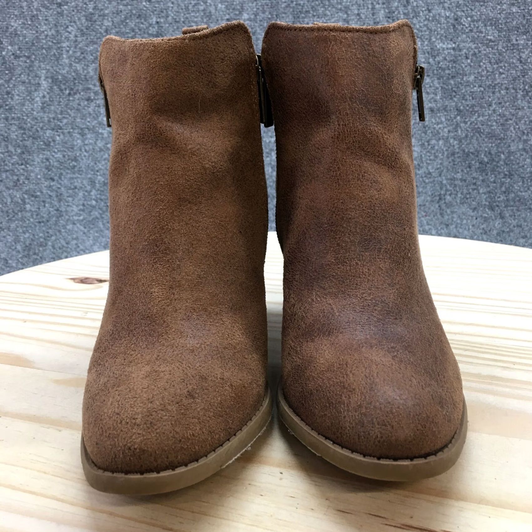 Vintage Maurices Boots Womens 7.5 M Brandy Side Zip Heels Ankle Bootie Brown Fabric Size US 8 / IT 38 - 4 Thumbnail