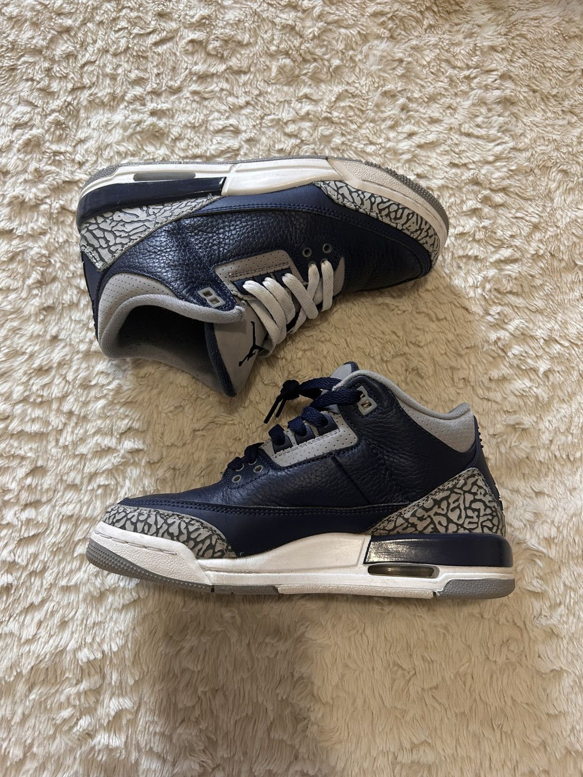 Jordan Brand Jordan 3 Georgetown Size US 5.5 / IT 35.5 - 1 Thumbnail