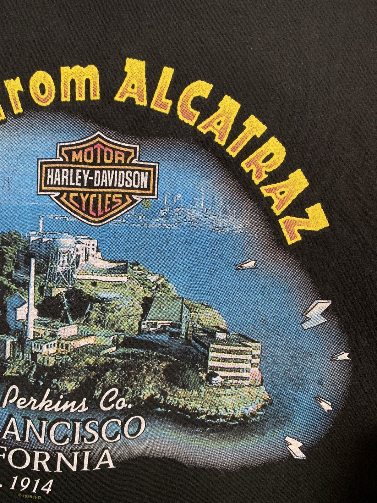 Vintage Vintage Harley Davidson Escape From Alcatraz T-shirt Size US XL / EU 56 / 4 - 20 Thumbnail