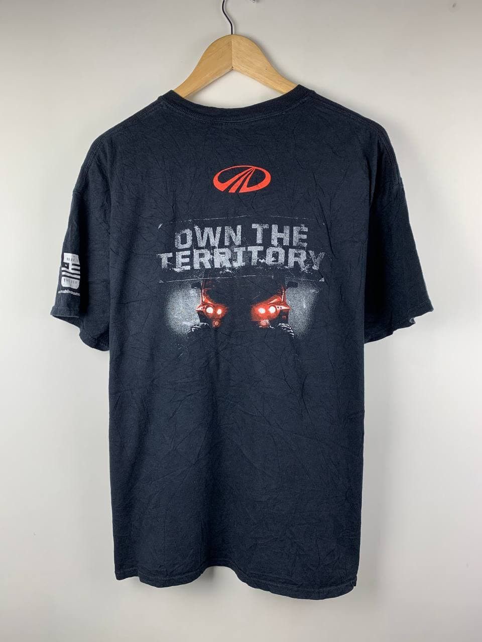 Vintage Vtg Mahindra mPACT Xtv Own The Territory Car Promo Tee Size US XL / EU 56 / 4 - 1 Thumbnail