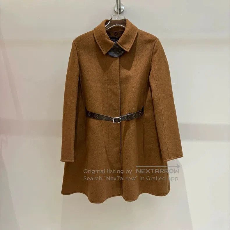 Louis Vuitton Louis Vuitton Brown Monogram Belted Cloak Coat. Size US S / EU 44-46 / 1 - 1 Thumbnail