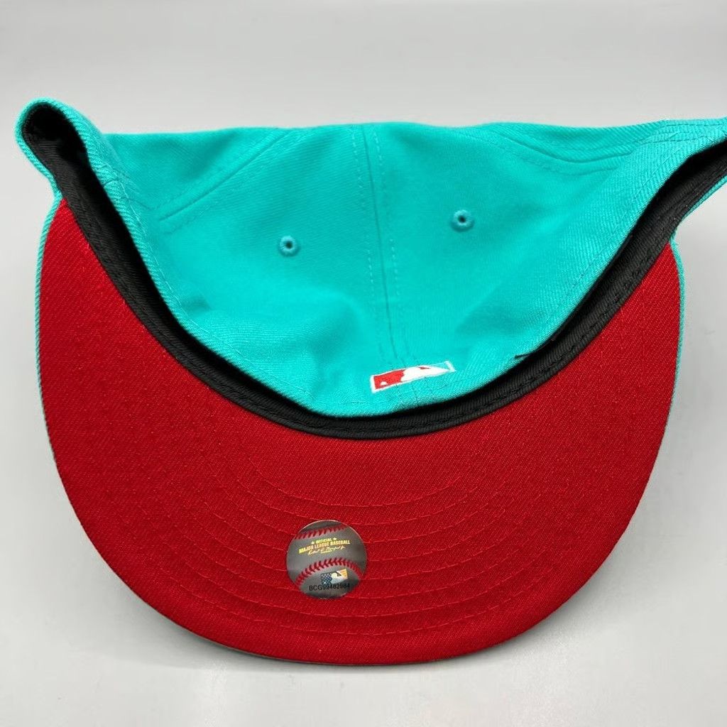 New Era Cincinnati Reds Hat Men 7 5/8 59Fifty New Era Fitted Cap Size ONE SIZE - 7 Thumbnail