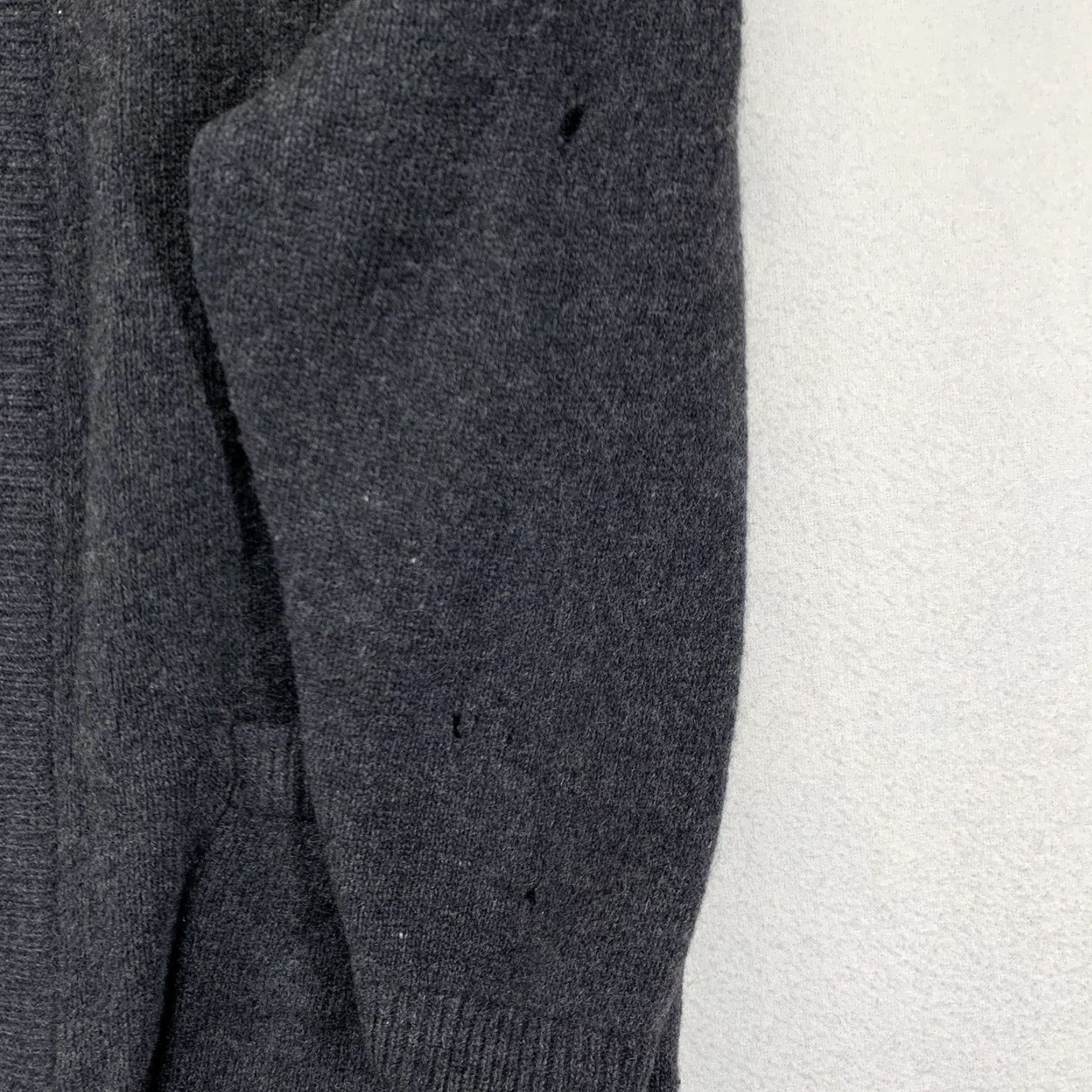Liz Claiborne VINTAGE Liz Claiborne Cardigan Women’s Small Dark Gray Angora Lambswool Pockets Preppy Classic Size S / US 4 / IT 40 - 6 Thumbnail