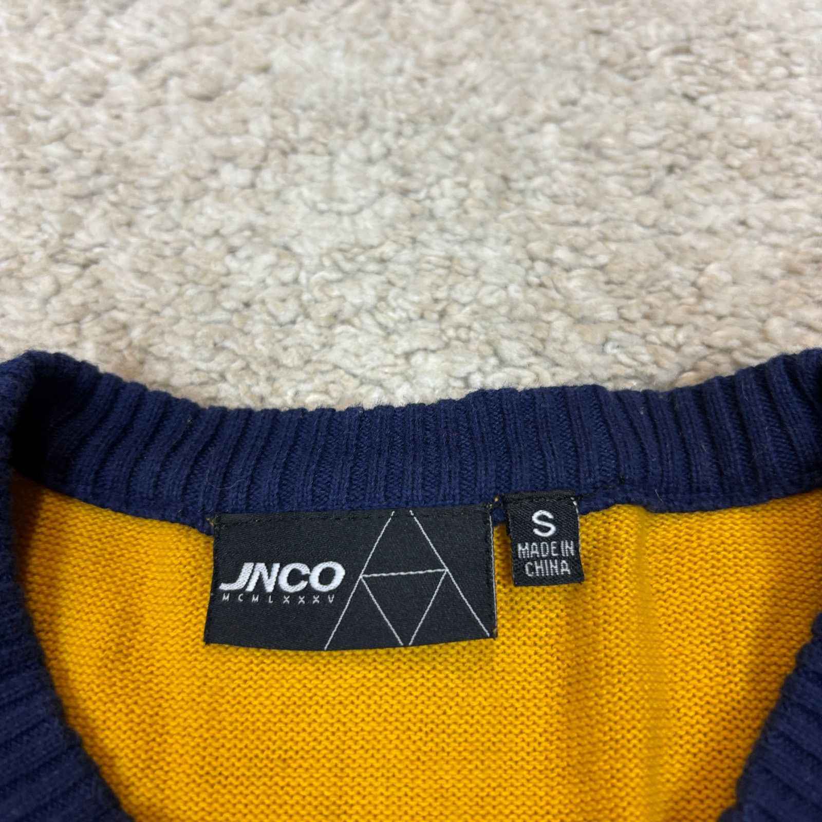 JNCO JNCO Boxing Kangaroo Ugly Christmas Colorblock Sweater Sm Size US S / EU 44-46 / 1 - 5 Thumbnail