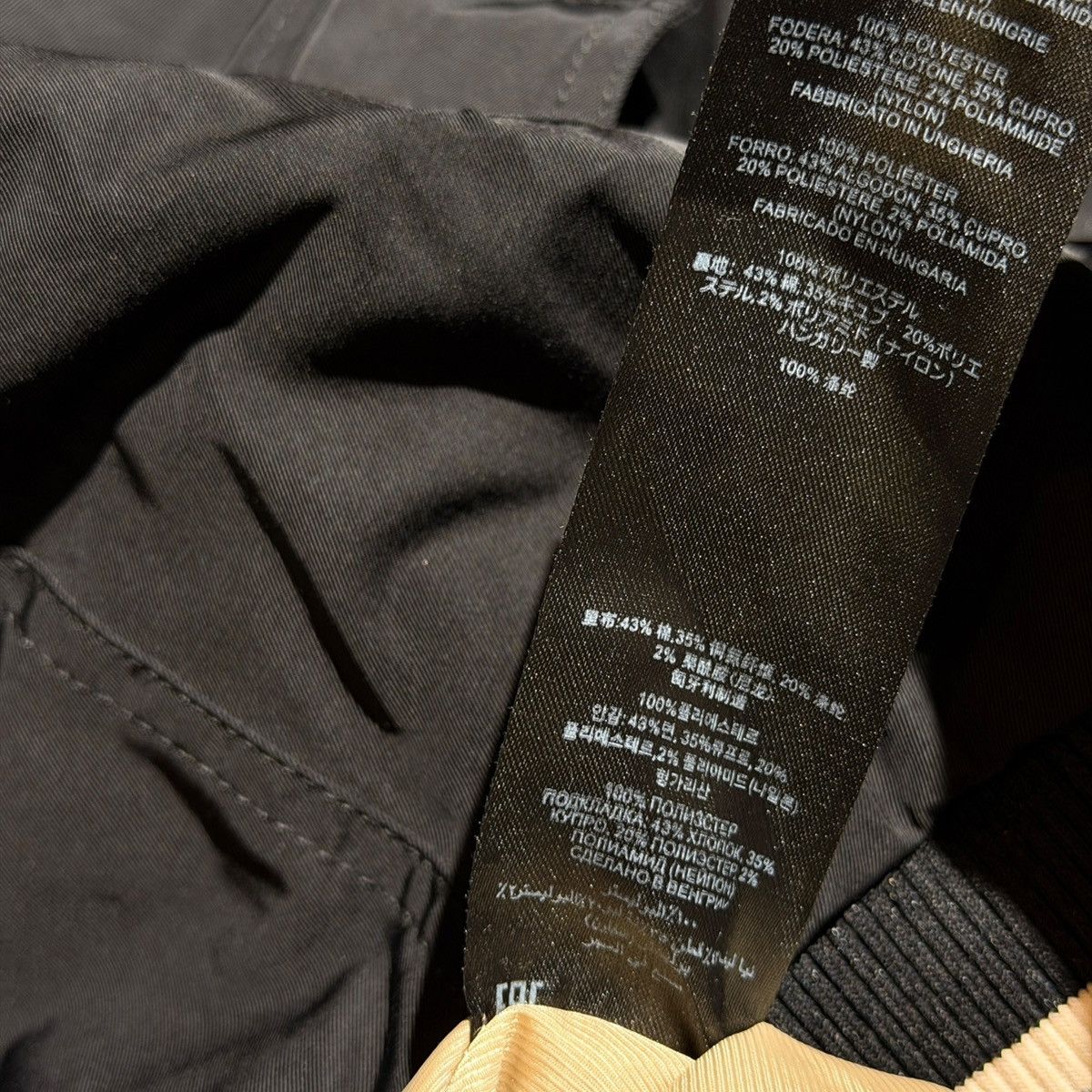 Dries Van Noten Backzip padded bomber Size US L / EU 52-54 / 3 - 4 Thumbnail