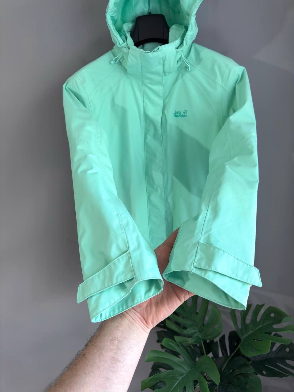 Jack Wolfskin Jack Wolfskin The Esmeraldas Women Waterproof Outdoor Jacket Size US M / EU 48-50 / 2 - 6 Thumbnail