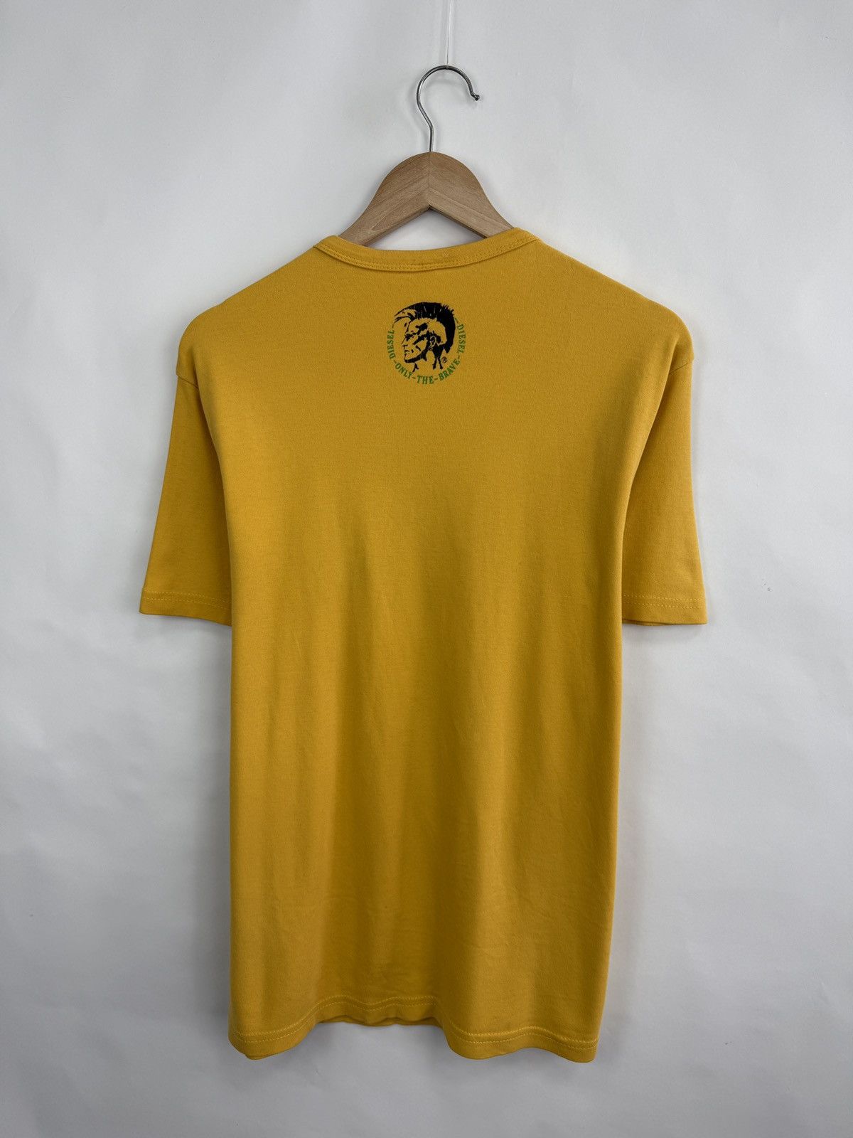 Diesel 🇺🇸 Vintage 90s Diesel Big logo T-Shirt Retro Rare Hype Y2K Size US M / EU 48-50 / 2 - 7 Thumbnail