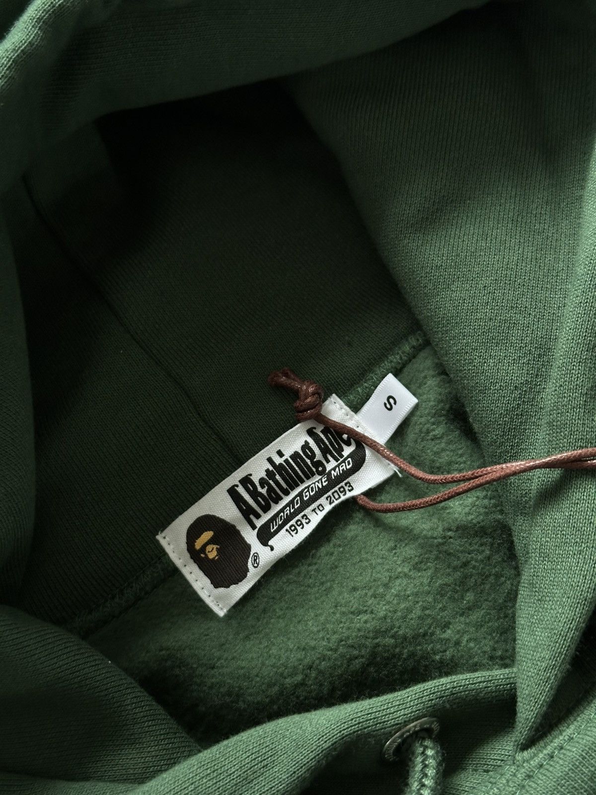 Bape Bape NYC Logo Pullover Hoodie Green Size US S / EU 44-46 / 1 - 5 Thumbnail