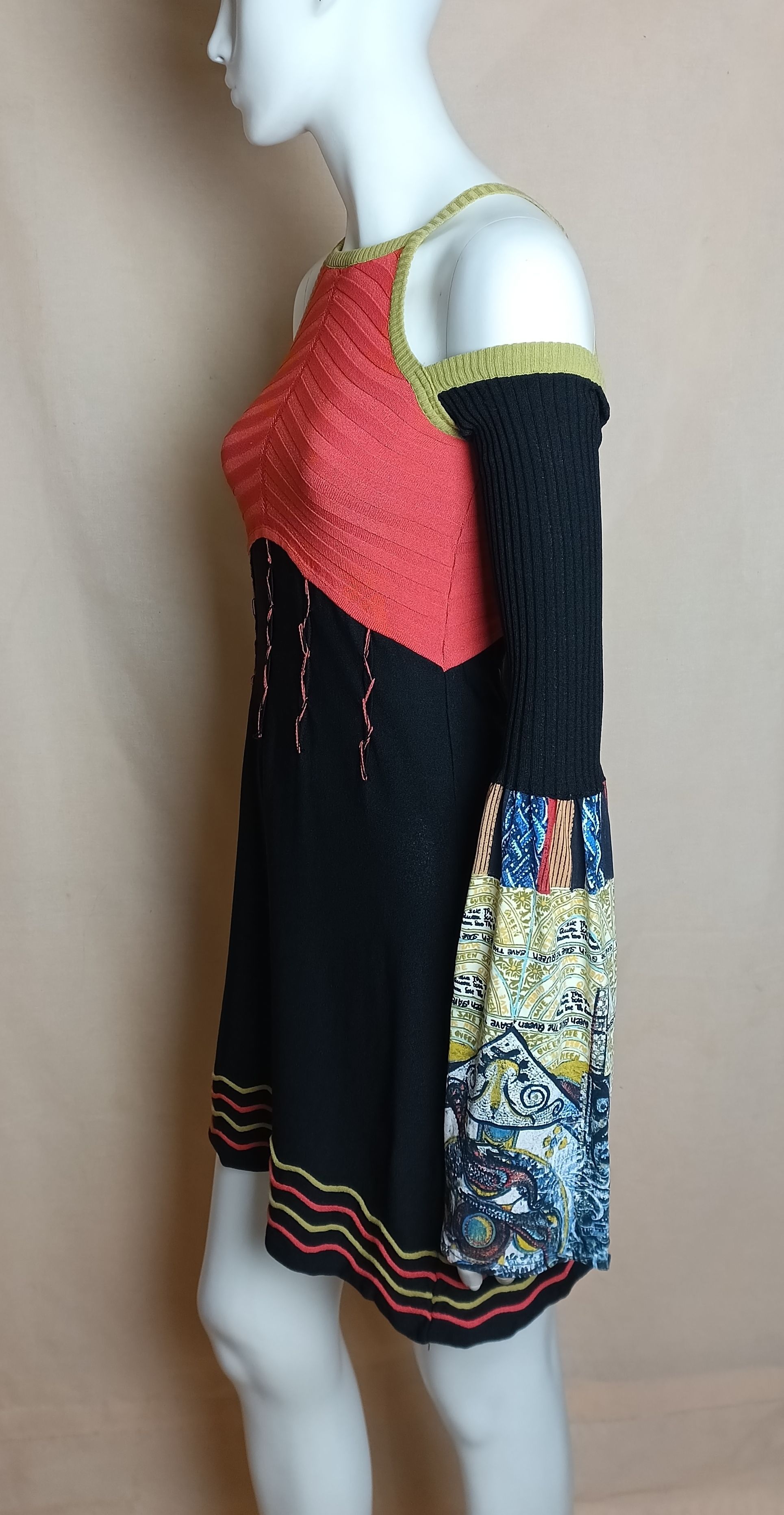 Designer Save The Queen Abstract Print Dress size M Size M / US 6-8 / IT 42-44 - 4 Thumbnail