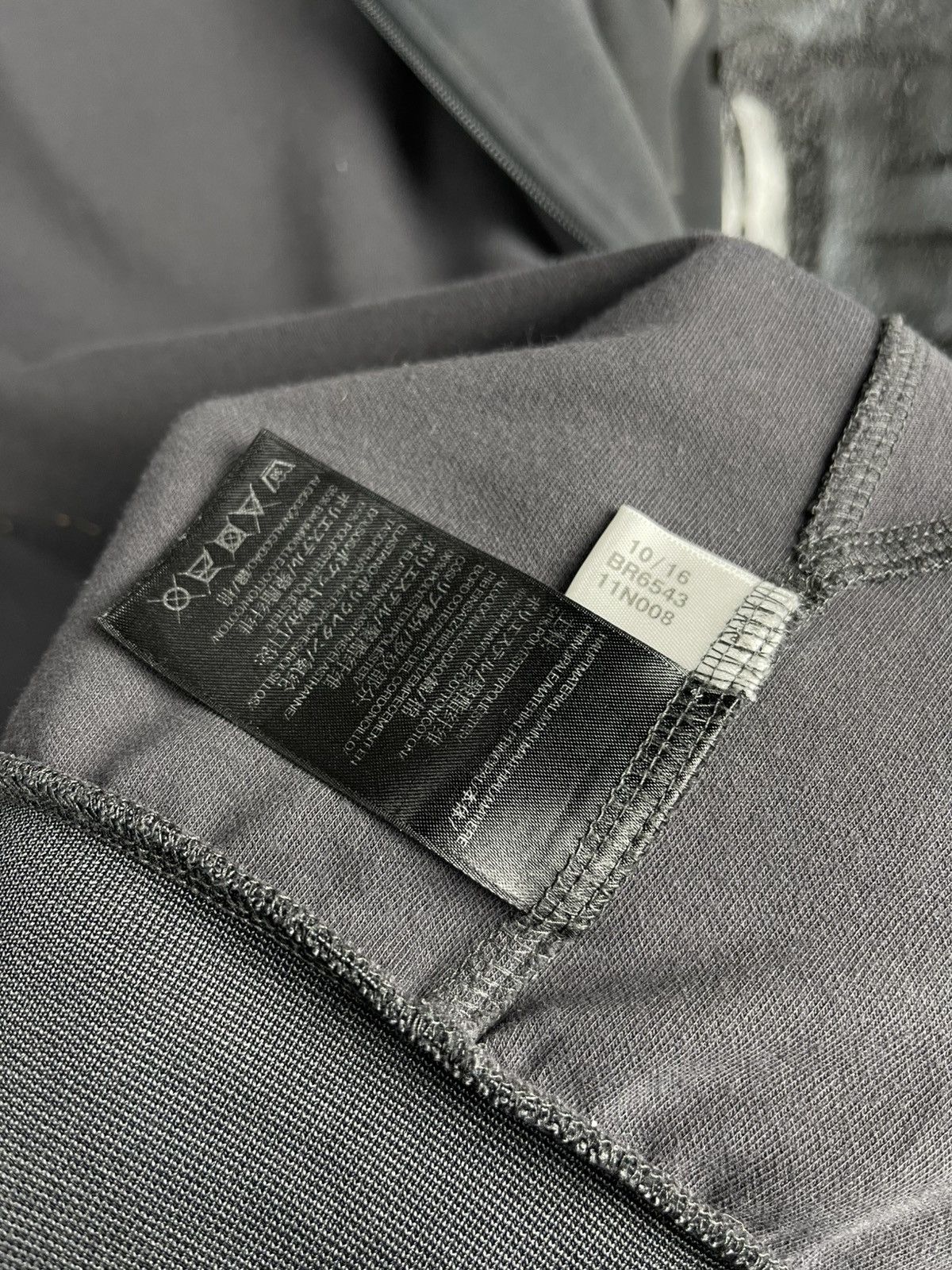 Y-3 Y-3 Adidas x Yohji Yamamoto Track Top Full Zip Jacket Men’s Size US M / EU 48-50 / 2 - 14 Thumbnail