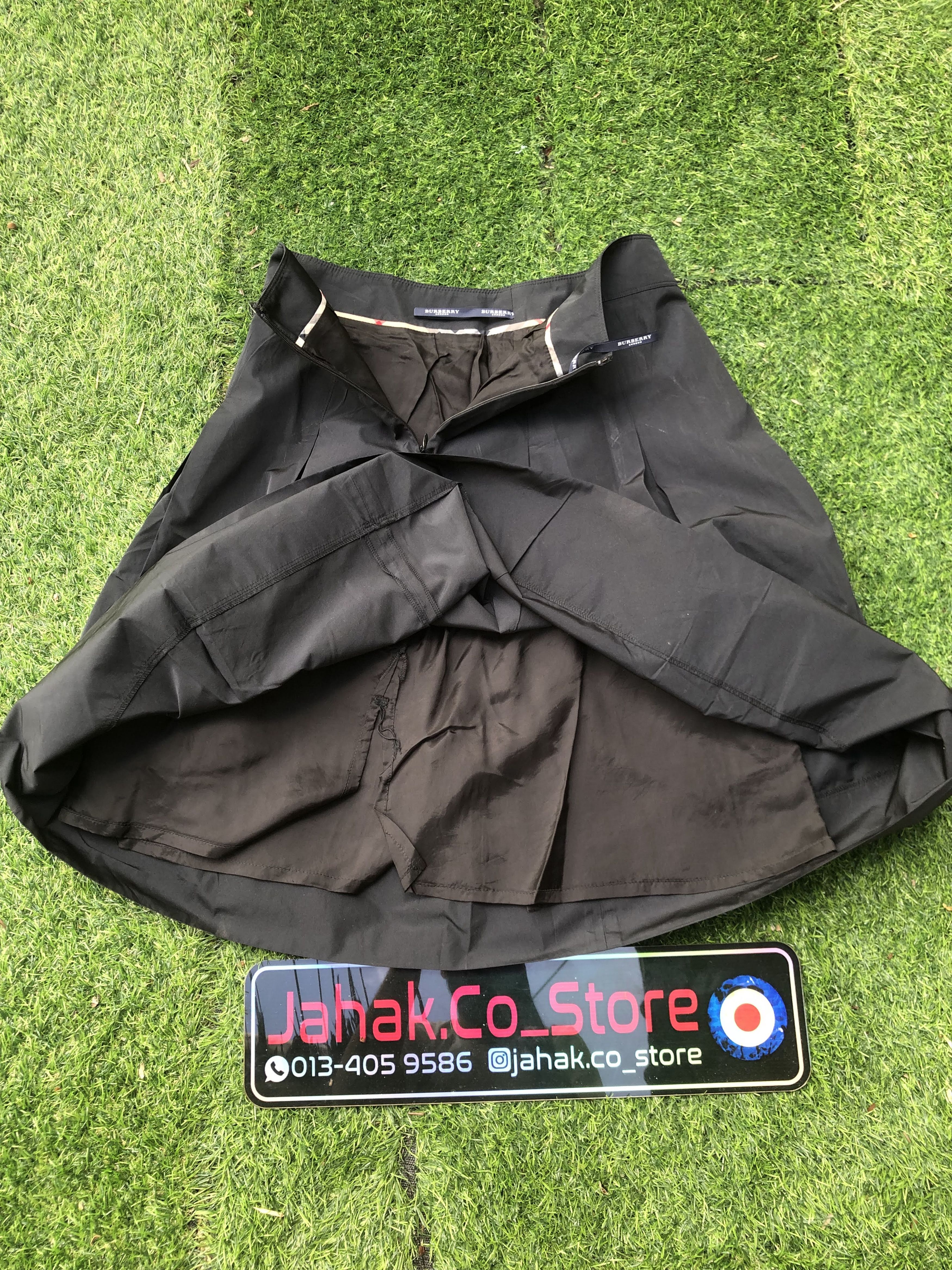 Burberry Burberry Skirt (P013) Size 28" / US 6 / IT 42 - 5 Thumbnail