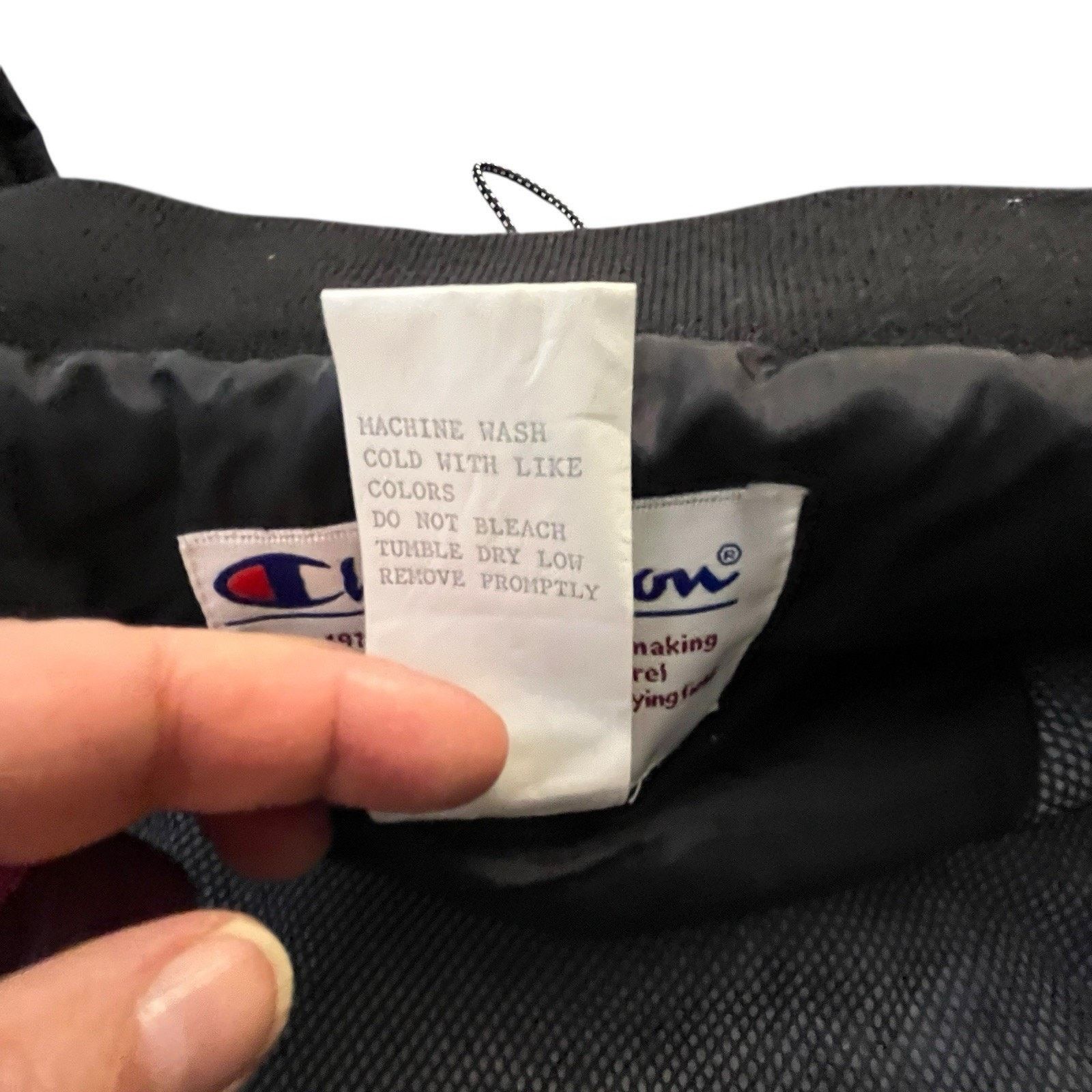 Champion Vintage 90s Champion NBA League Insulated Jacket Hooded XL Size US XL / EU 56 / 4 - 20 Thumbnail