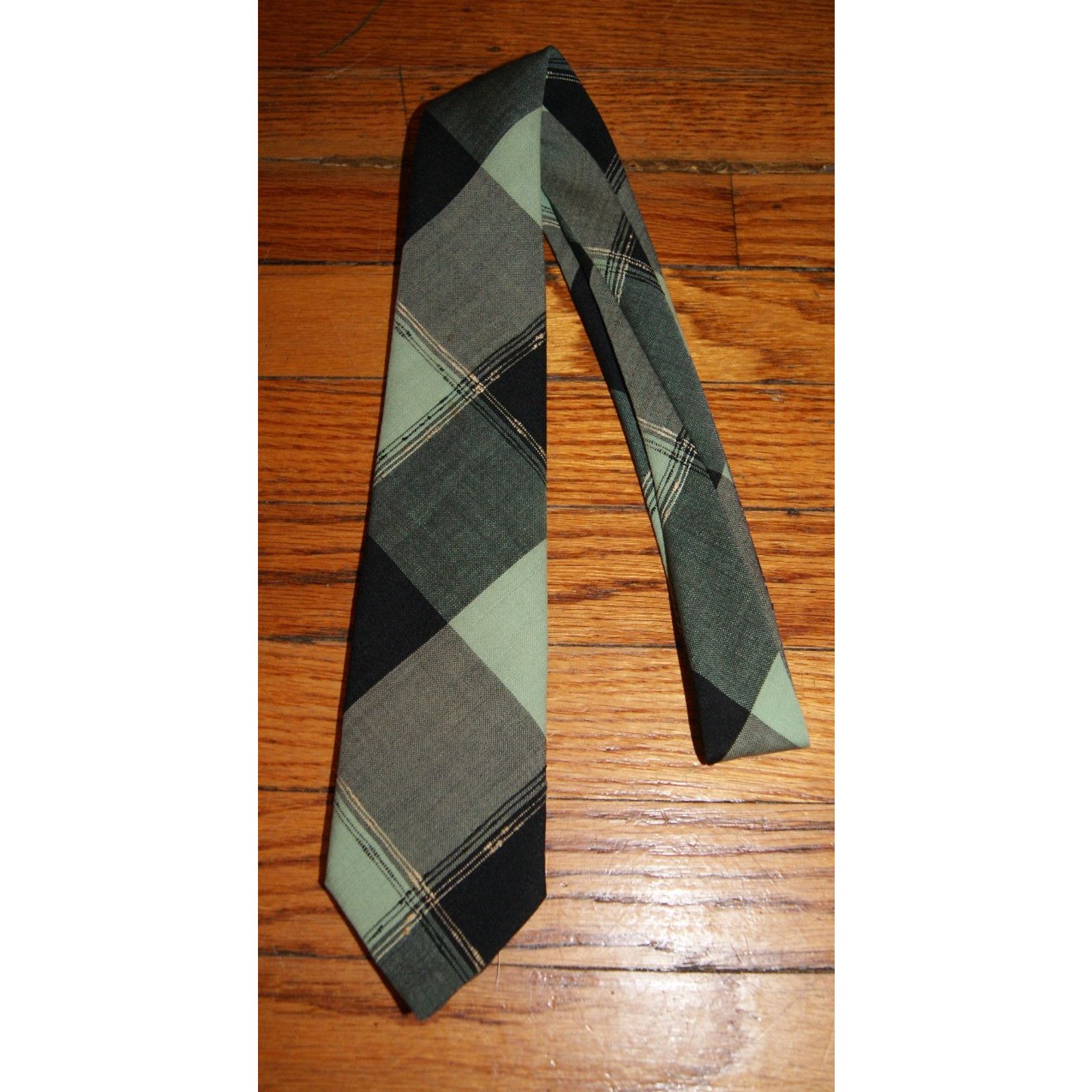 Vintage VTG Wembley Green Black Mens Neck Tie Imported Preistley's Size ONE SIZE - 1 Thumbnail