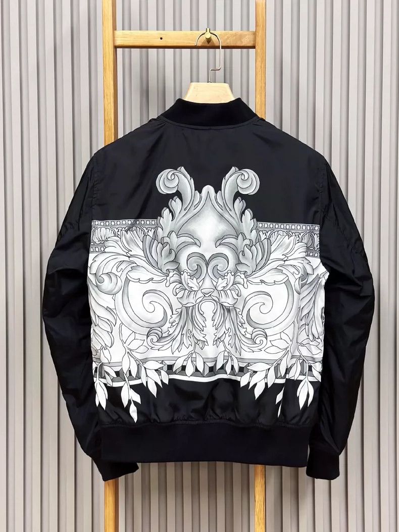 Versace Versace A casual jacket jacket can be worn on both sides Size US S / EU 44-46 / 1 - 6 Thumbnail