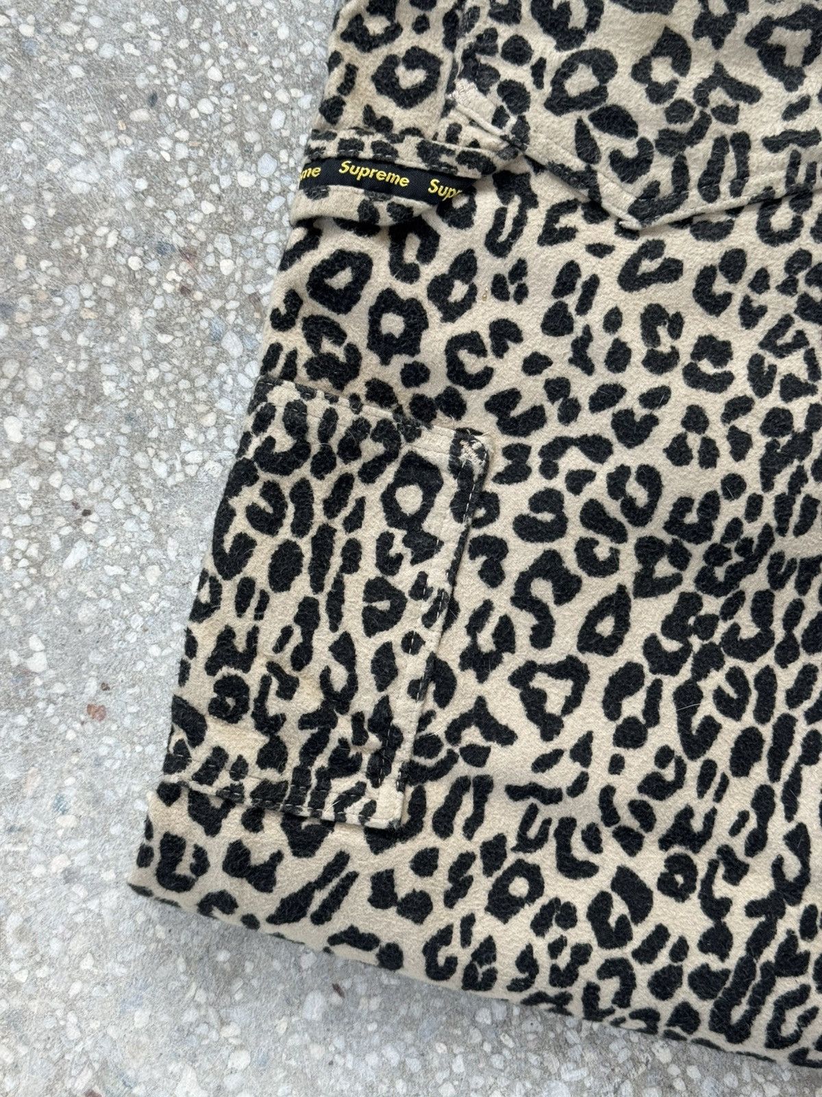 Supreme FW22 KINDERMANN GMBH COTTON MOLESKIN DOUBLE KNEE LEOPARD Size US 34 / EU 50 - 11 Thumbnail