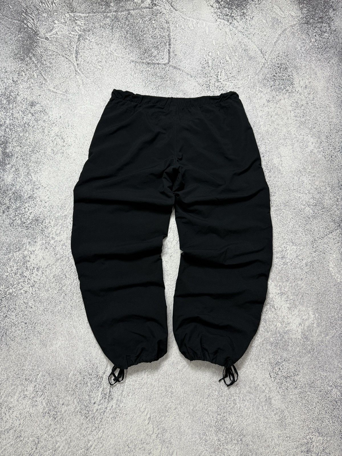 Nike Vintage Nike Swoosh Baggy Parachute Track Pants Size XL Size US 36 / EU 52 - 9 Thumbnail