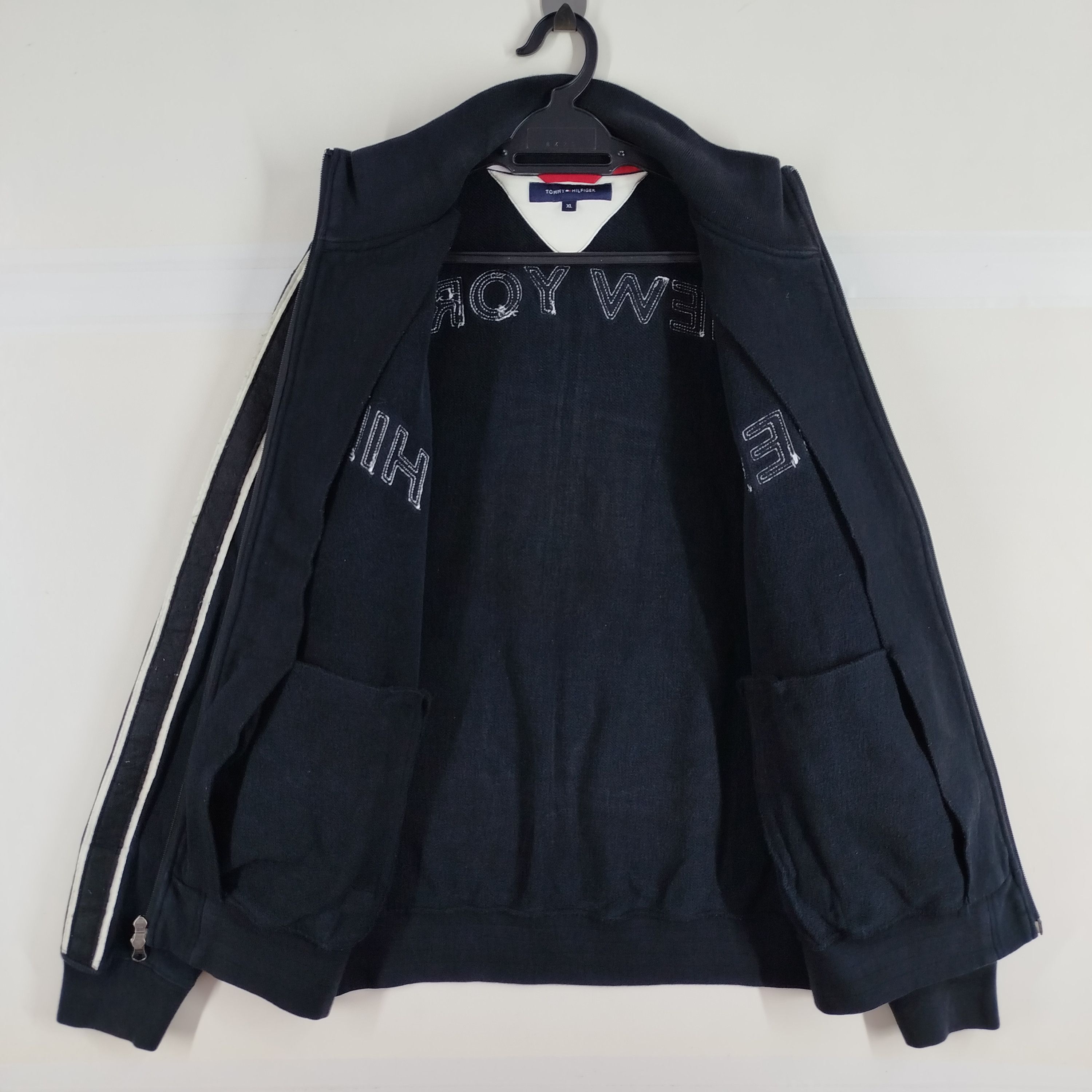 Tommy Hilfiger Tommy Hilfiger Embroidery Big Spell Out Zipper Size US L / EU 52-54 / 3 - 6 Thumbnail