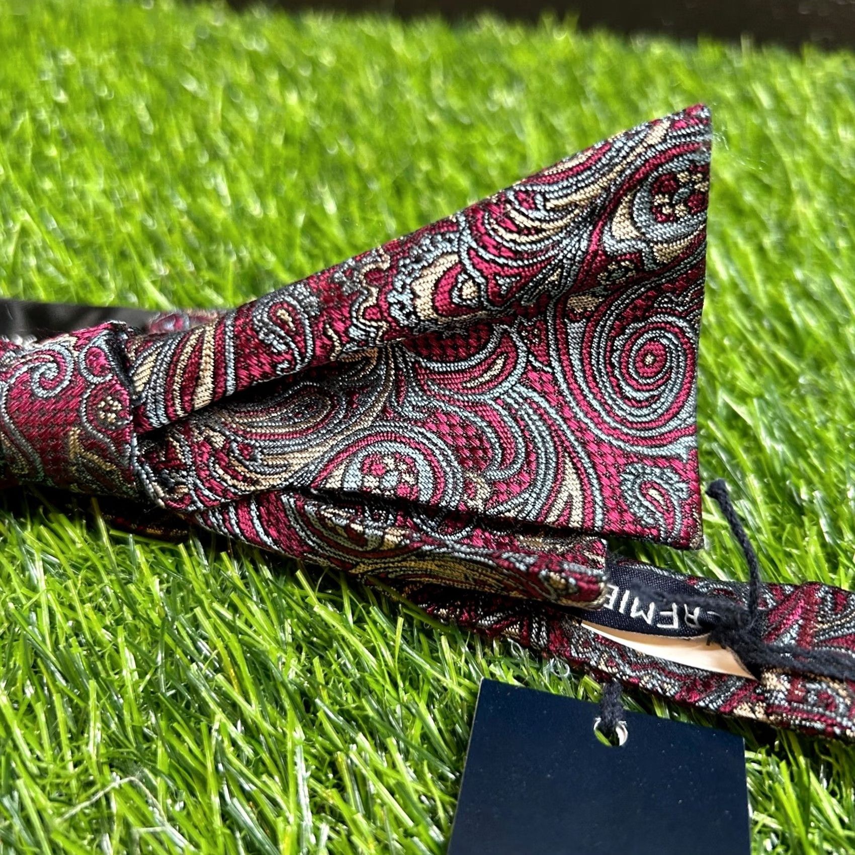 Cremieux Cremieux Bow Tie Paisley Silk Self Tie Adjustable Red Blue Mens NWT Size ONE SIZE - 2 Thumbnail