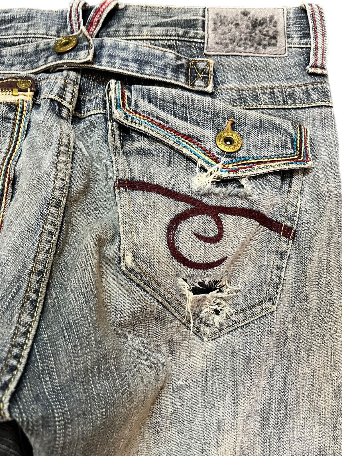 Japanese Brand Vintage Japanese Brand Faded Buckle Belt Distressed Denim Size US 30 / EU 46 - 9 Thumbnail