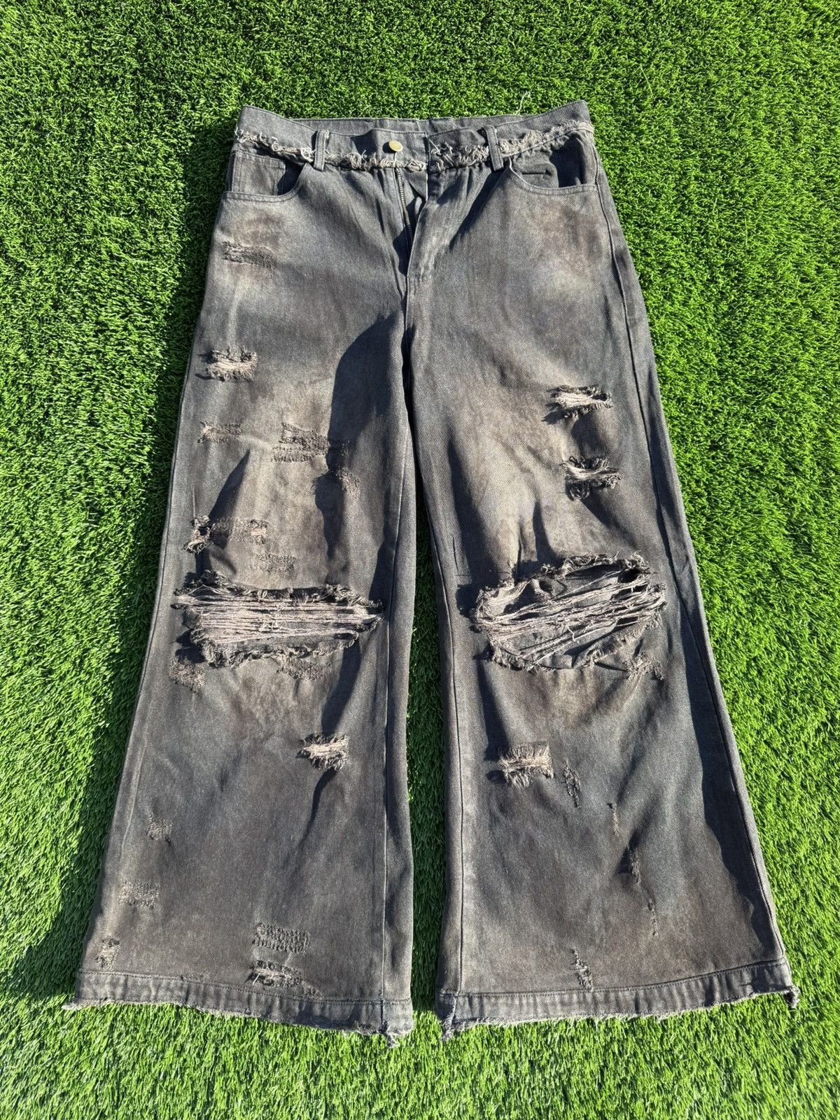 Other Ollivion Distressed Flared Jeans Size US 30 / EU 46 - 1 Thumbnail
