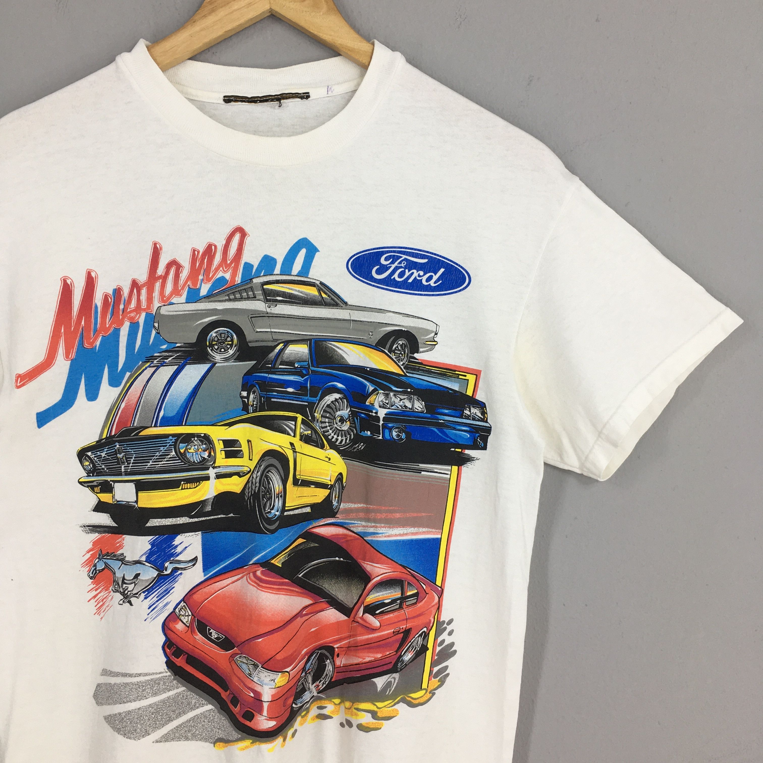 Ford Vintage Ford Mustang Muscle Cars Graphic White Tshirt Small Size US S / EU 44-46 / 1 - 2 Thumbnail