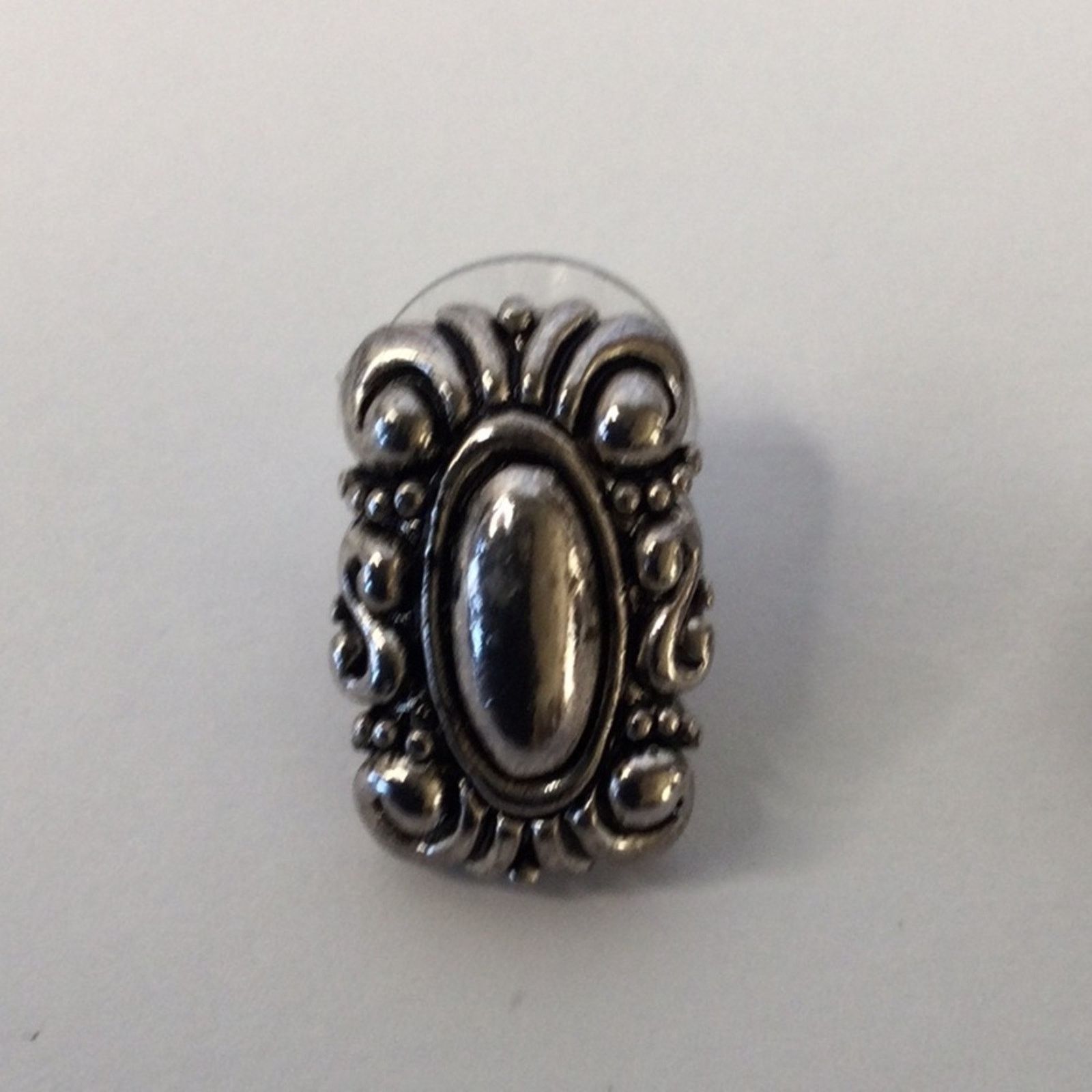 Other Vintage 1980's Silver Tone Art Deco Post Back Earrings Size ONE SIZE - 7 Thumbnail