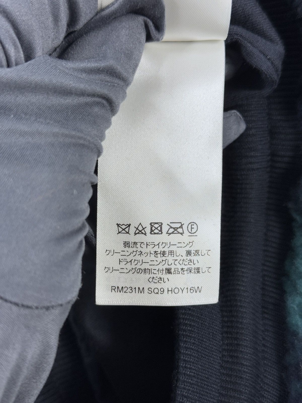 Louis Vuitton LOGO PRINT FLEECE TRACKSUITS Size US 32 / EU 48 - 8 Thumbnail