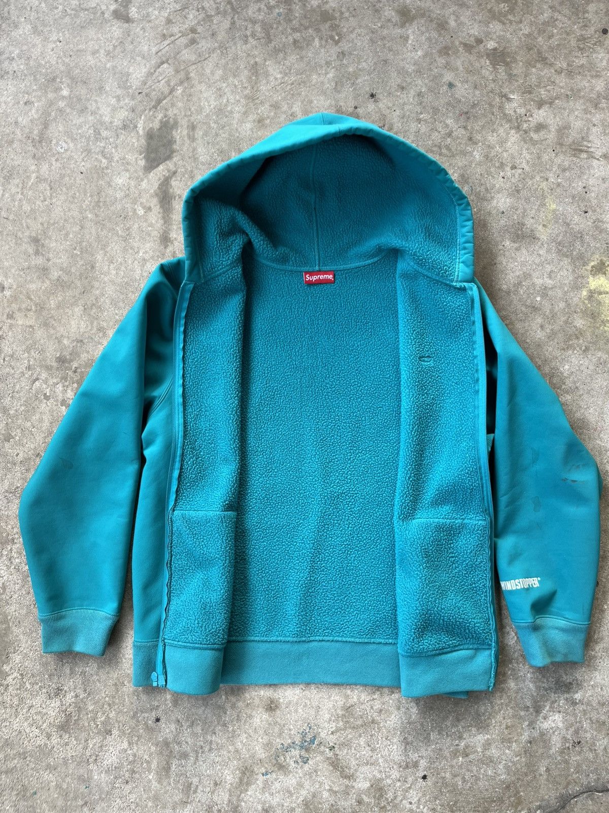 Supreme Rare Supreme Windstopper Tech Hoodie Size US L / EU 52-54 / 3 - 4 Thumbnail