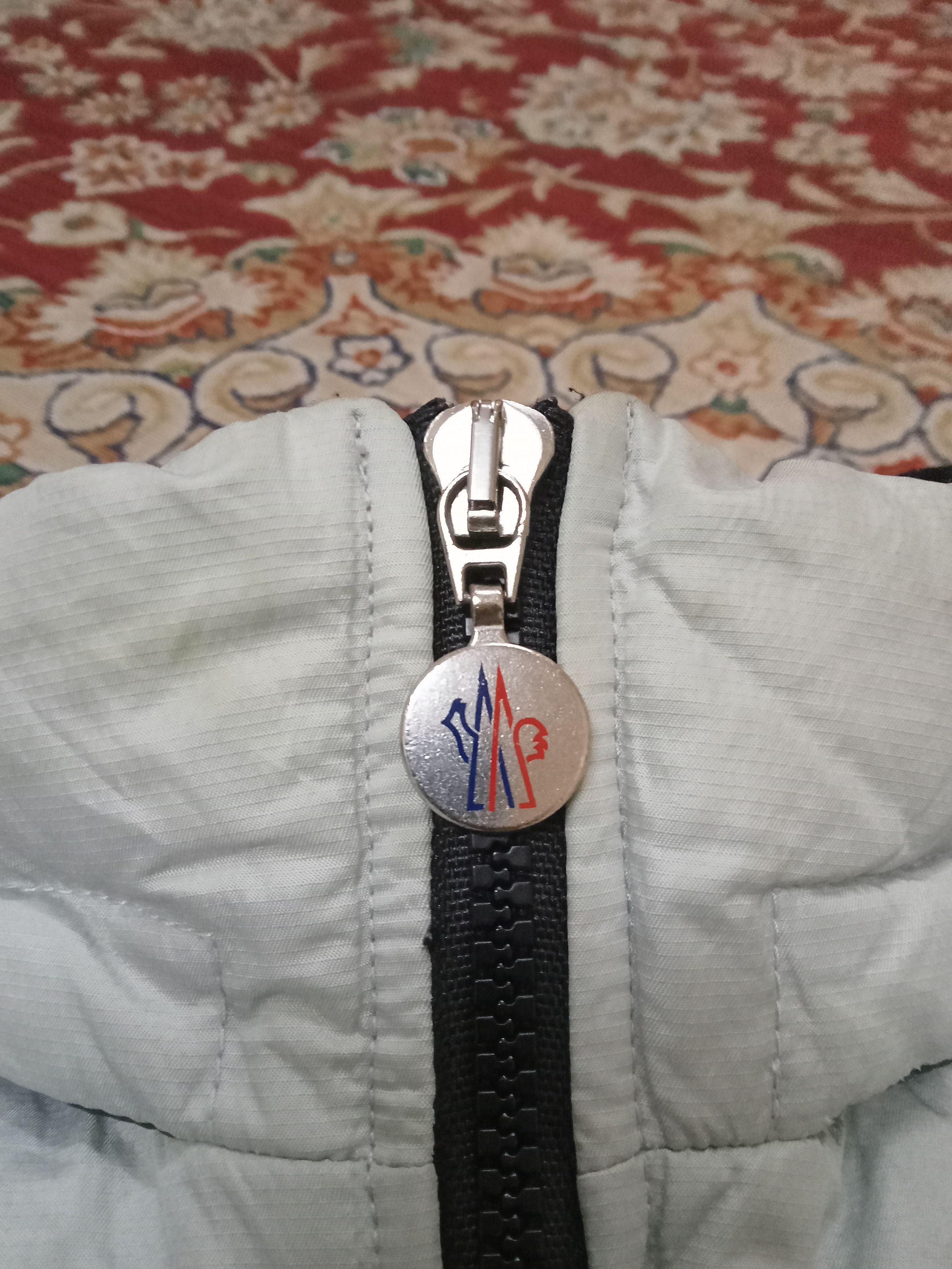 Moncler × Vintage Vintage Moncler Puffer Jacket Size XS / US 0-2 / IT 36-38 - 9 Thumbnail