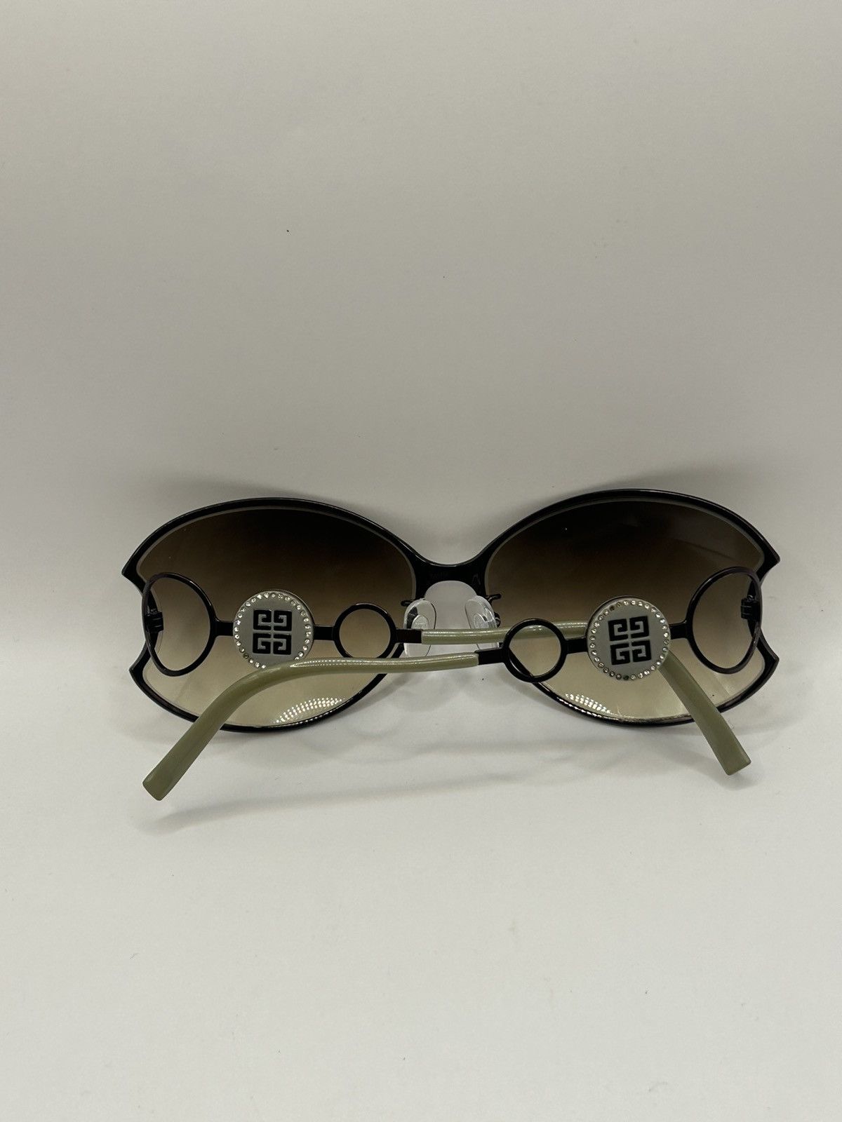 Givenchy Givenchy Sunglasses SGV223S Size ONE SIZE - 3 Thumbnail